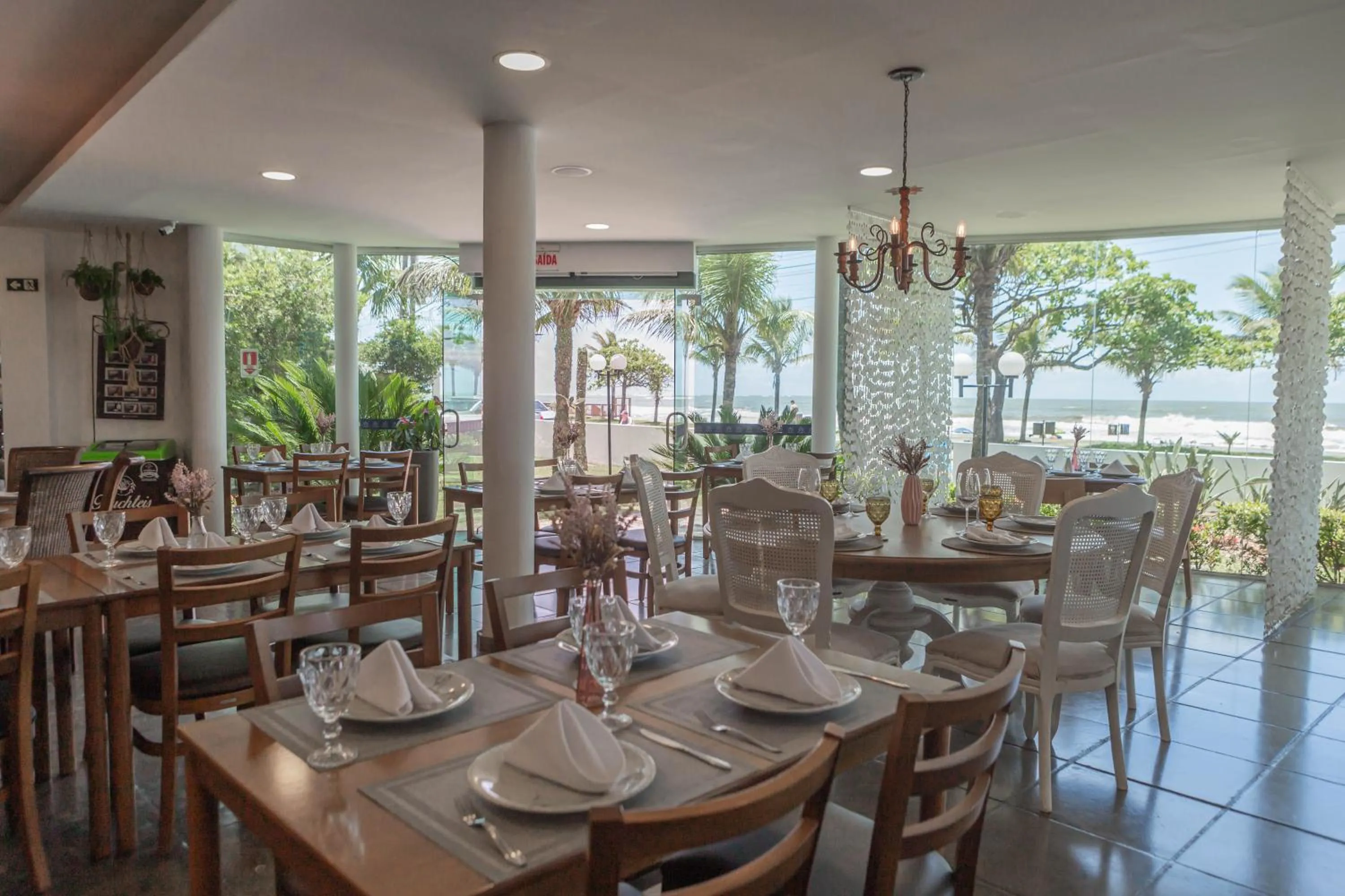 Restaurant/places to eat in Hotel VillaReal Guaratuba - Caieiras