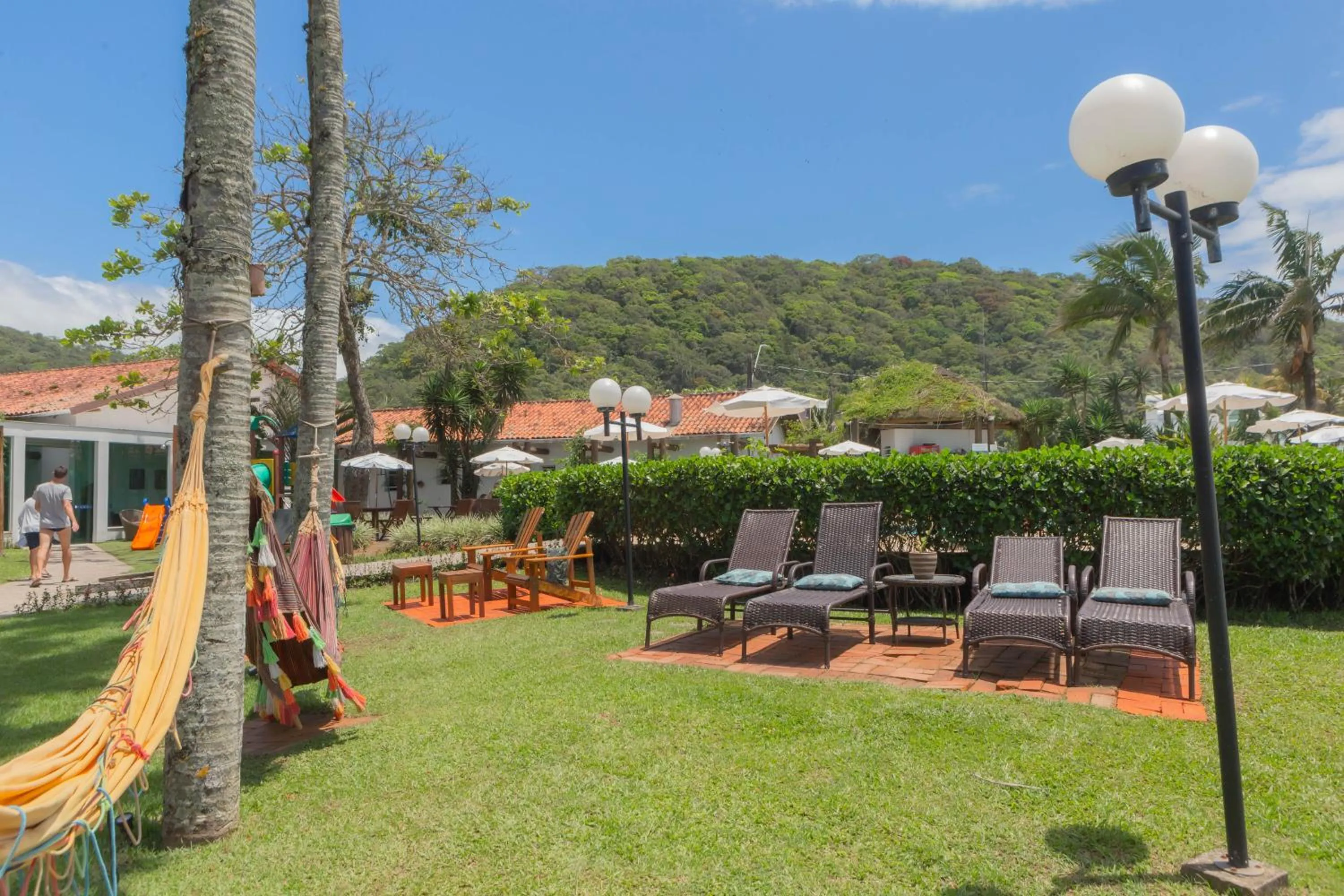 Garden in Hotel VillaReal Guaratuba - Caieiras