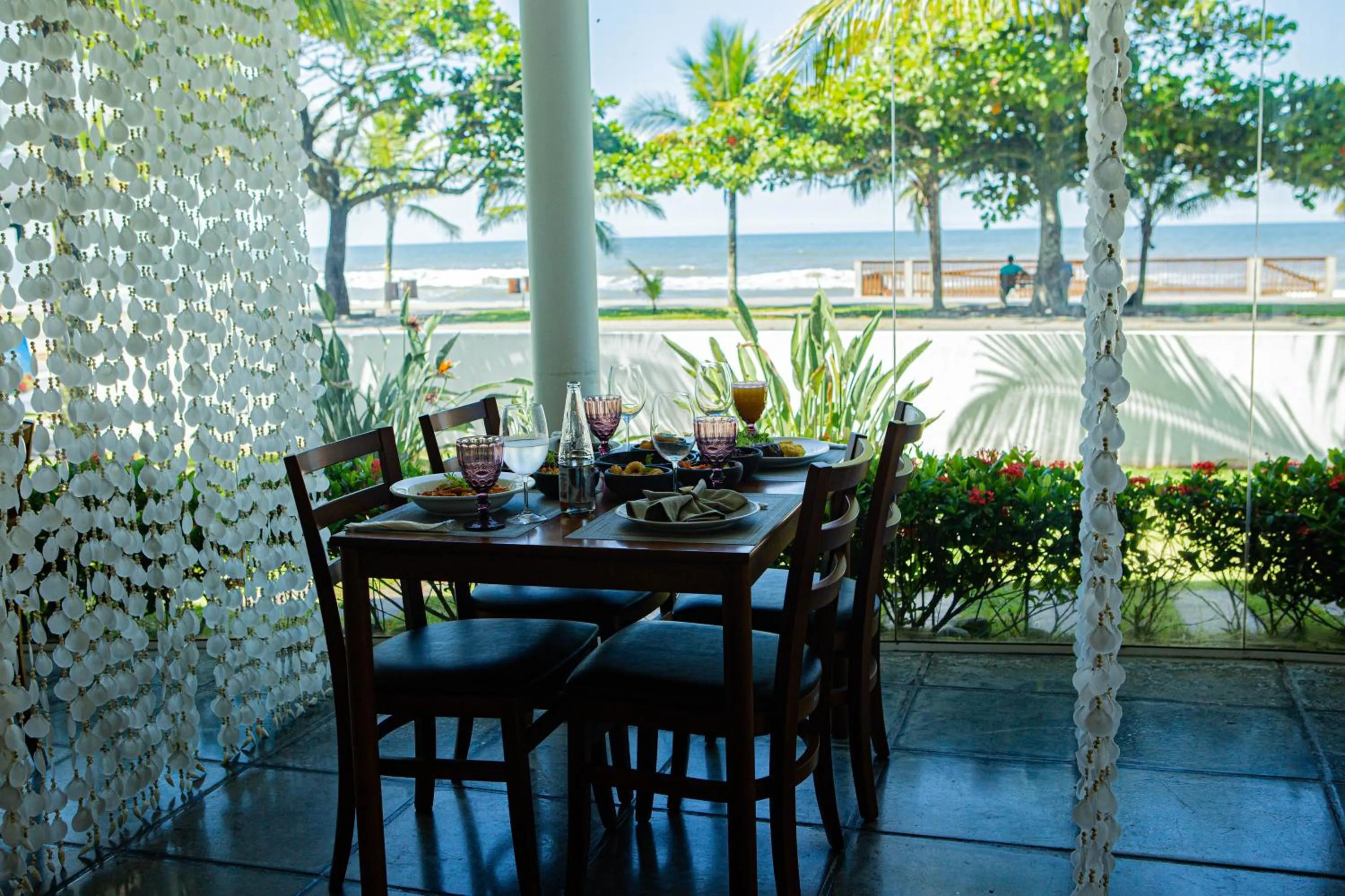 Restaurant/places to eat in Hotel VillaReal Guaratuba - Caieiras