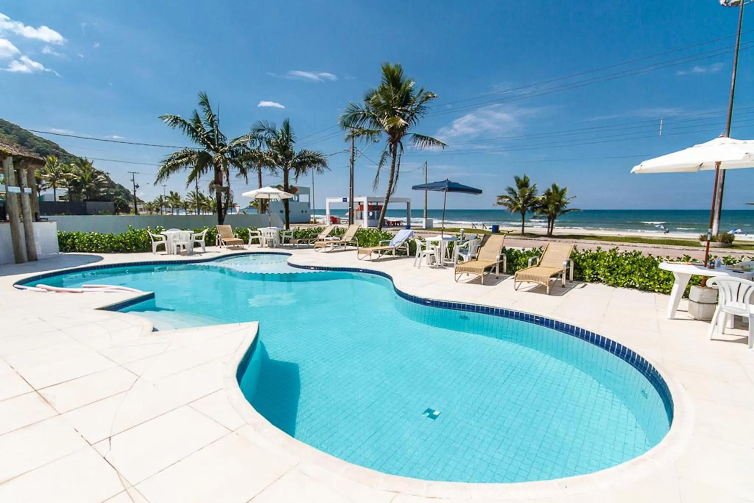 Swimming pool in Hotel VillaReal Guaratuba - Caieiras Swimming pool in Hotel VillaReal Guaratuba - Caieiras