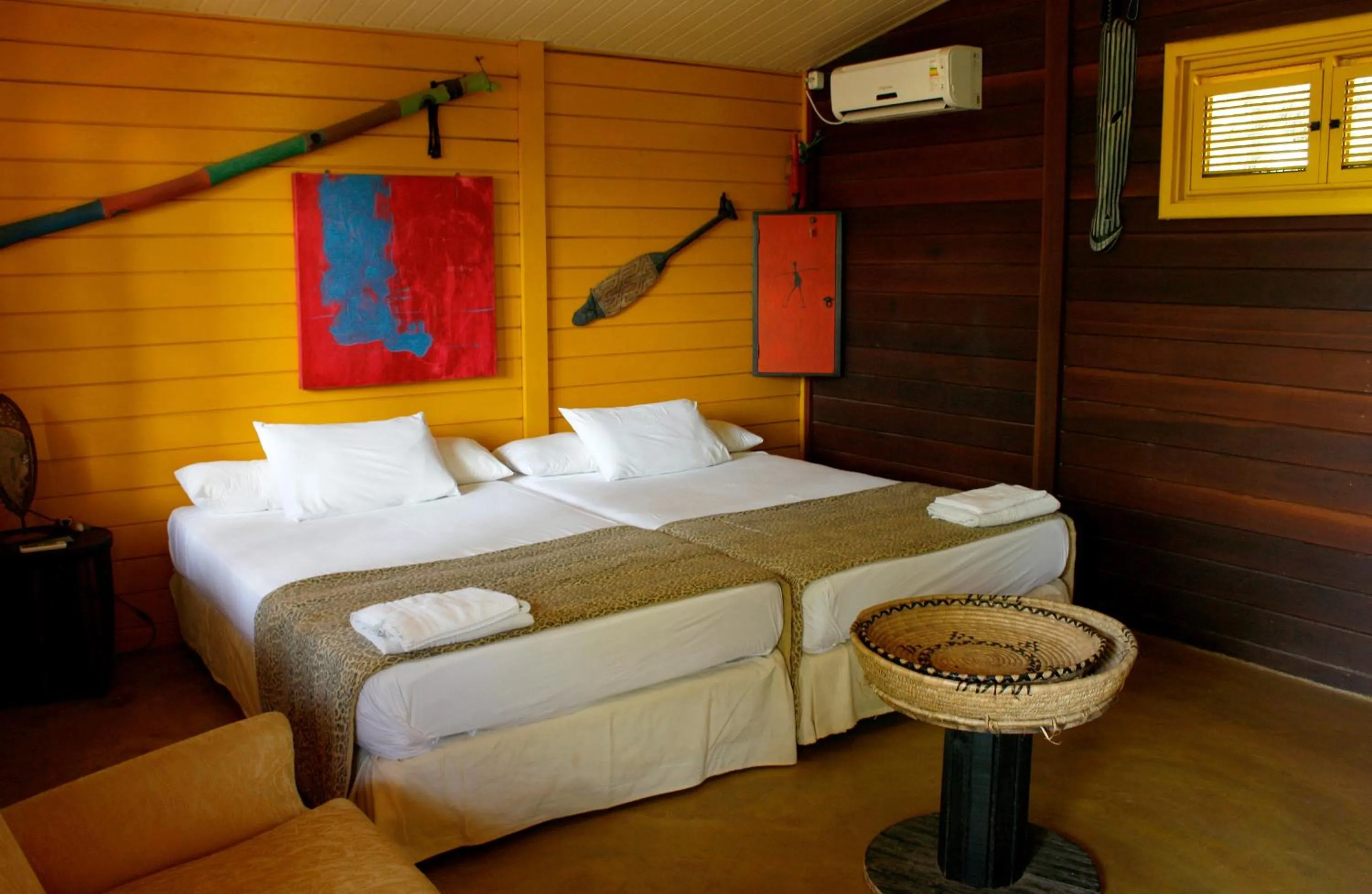 Bed in Pousada Cultural Canto dos Poetas
