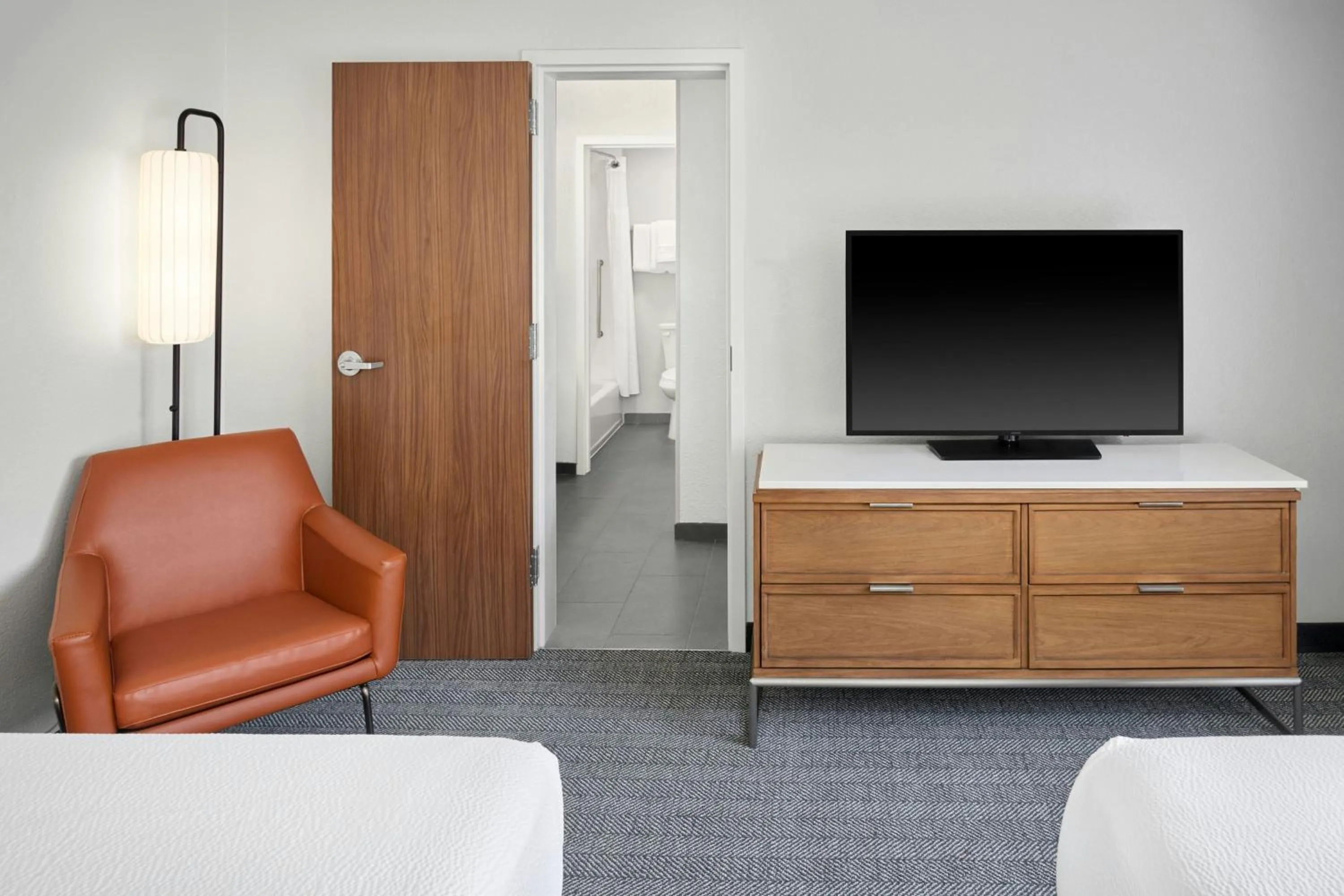 Bedroom in Courtyard by Marriott Huntsville University Drive