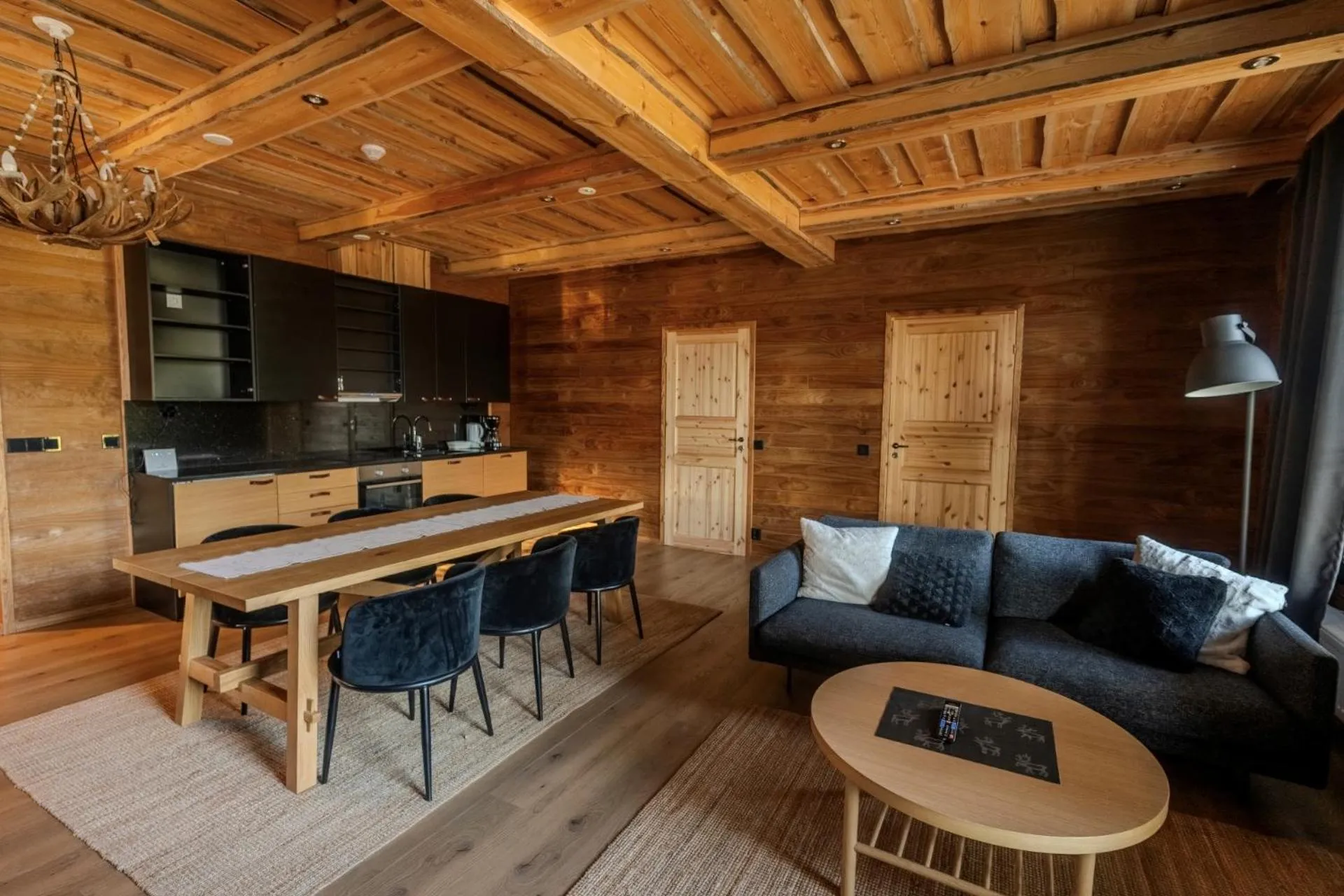 Living room in Wilderness Hotel Nellim & Igloos