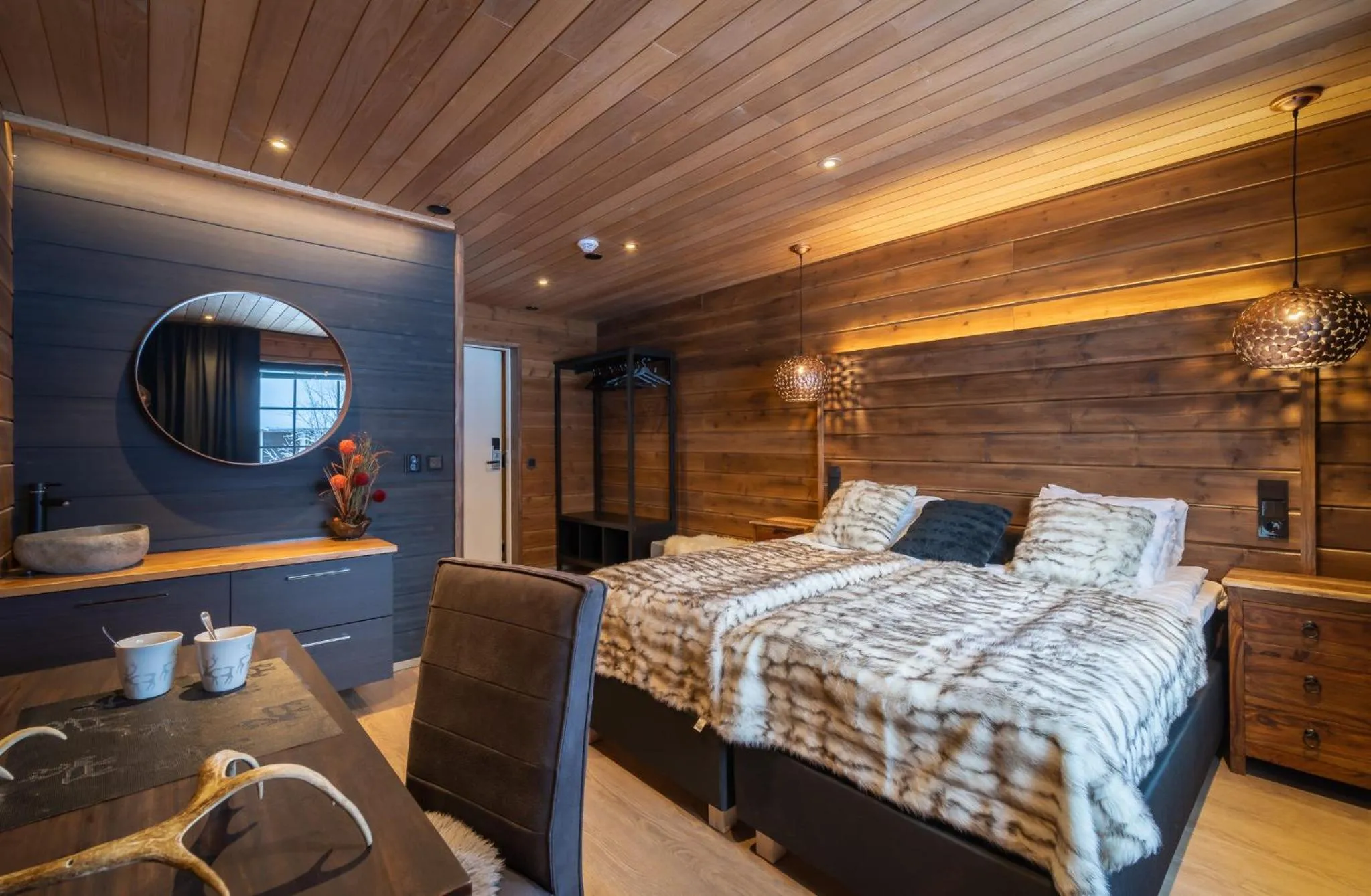 Bedroom, Bed in Wilderness Hotel Nellim & Igloos