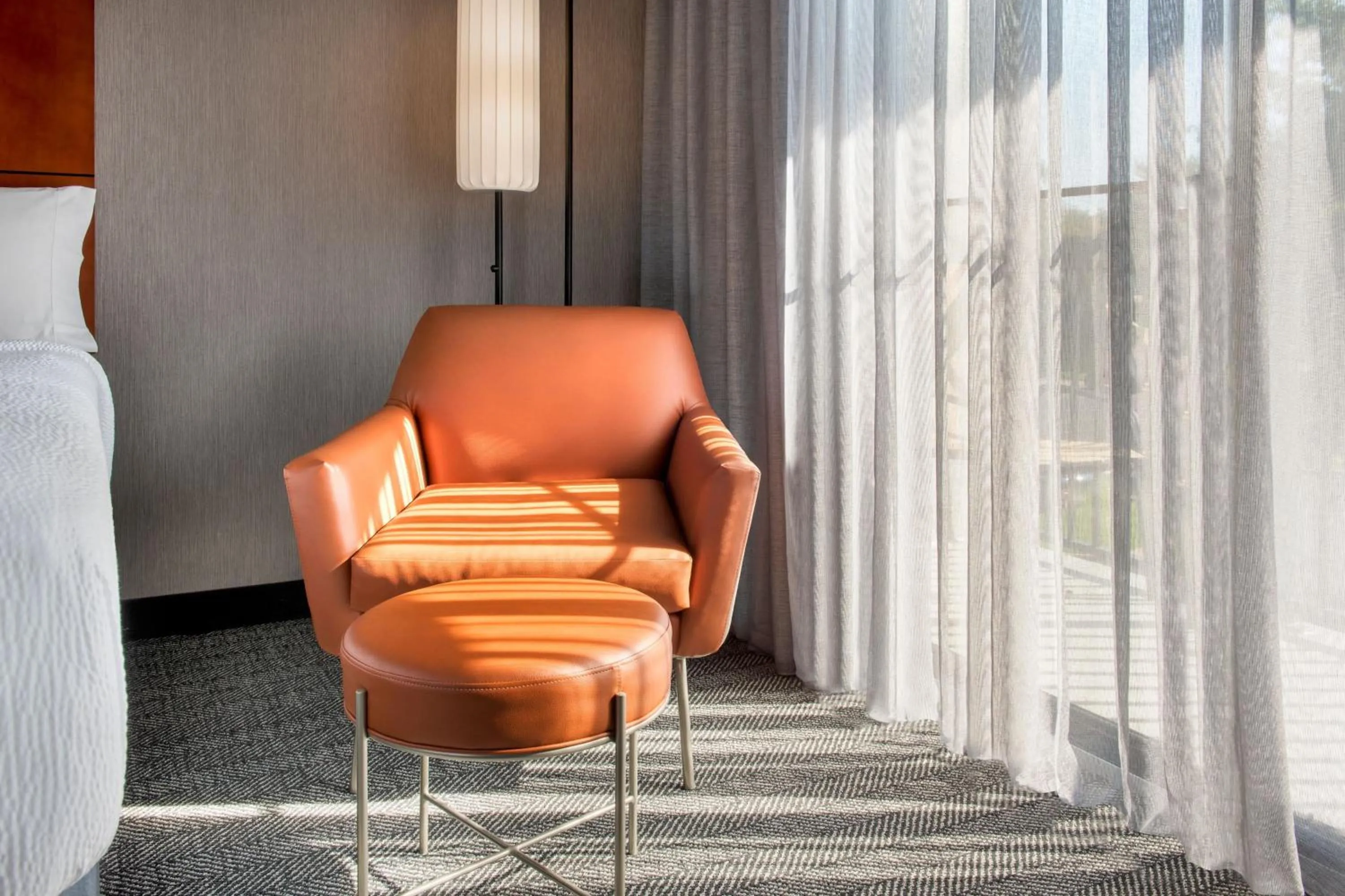 Photo of the whole room in Courtyard by Marriott New Haven Wallingford