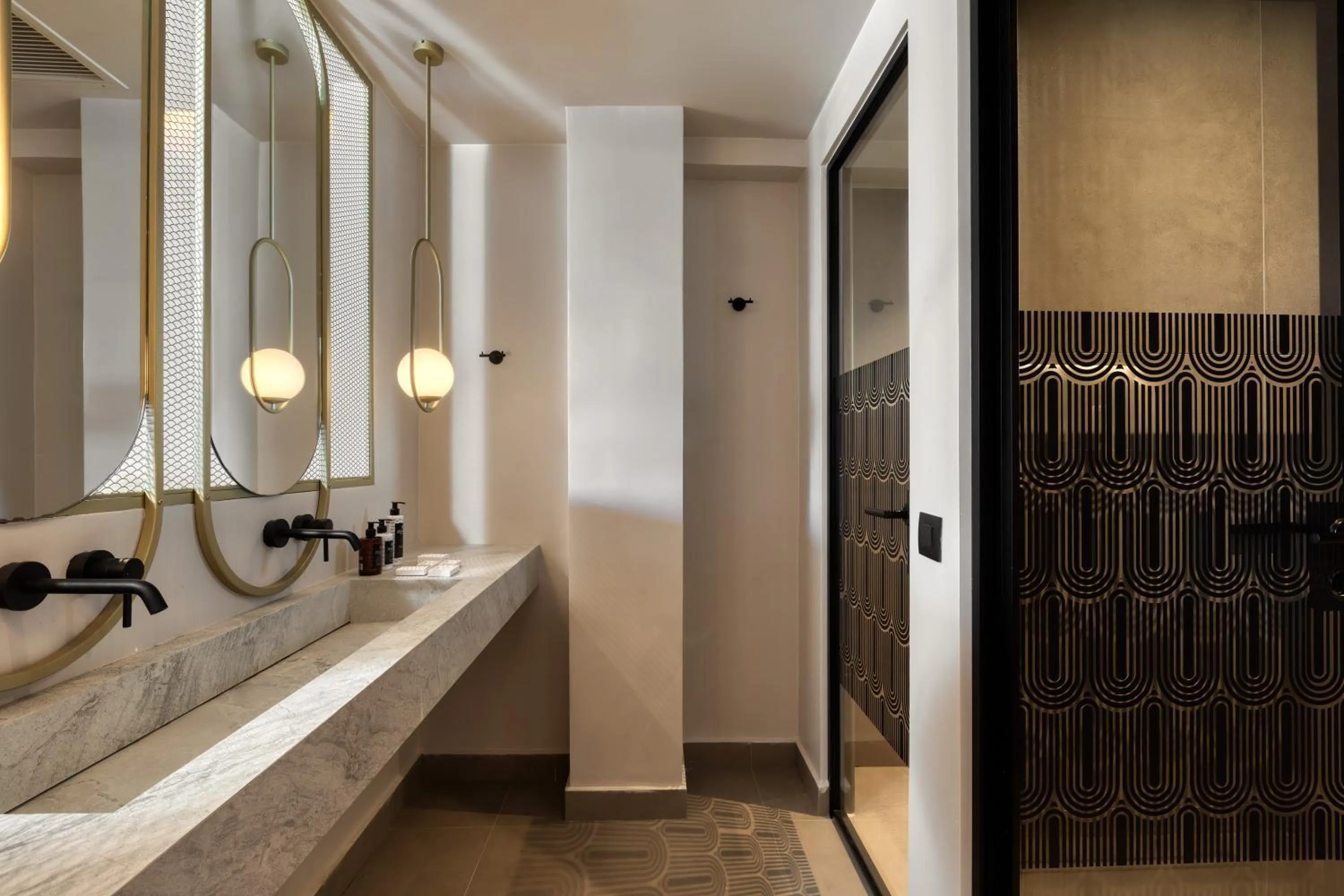 Shower in Castello Boutique Resort & Spa - Adults Only