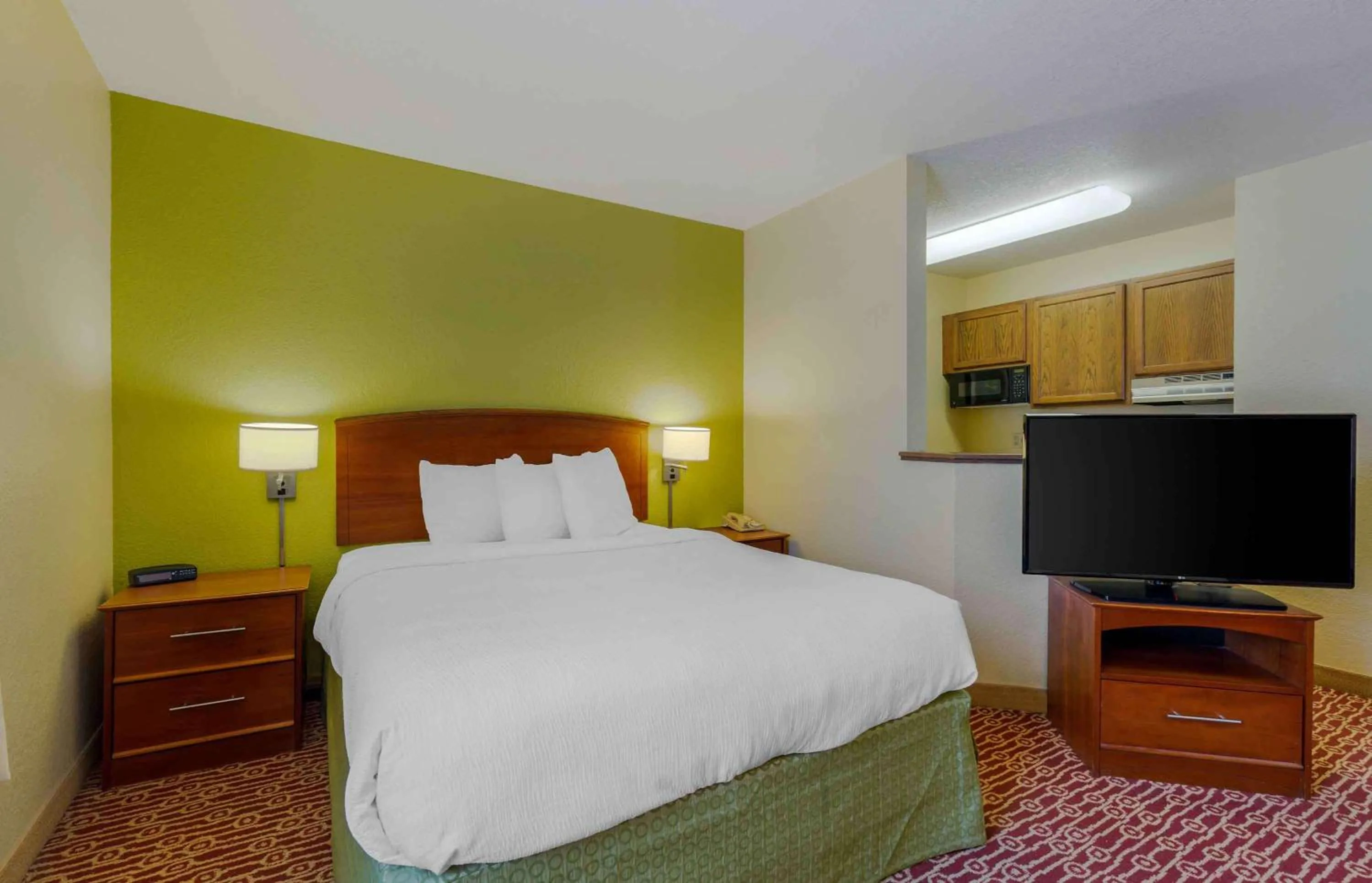 Bedroom, Bed in Extended Stay America Suites - Chantilly - Dulles
