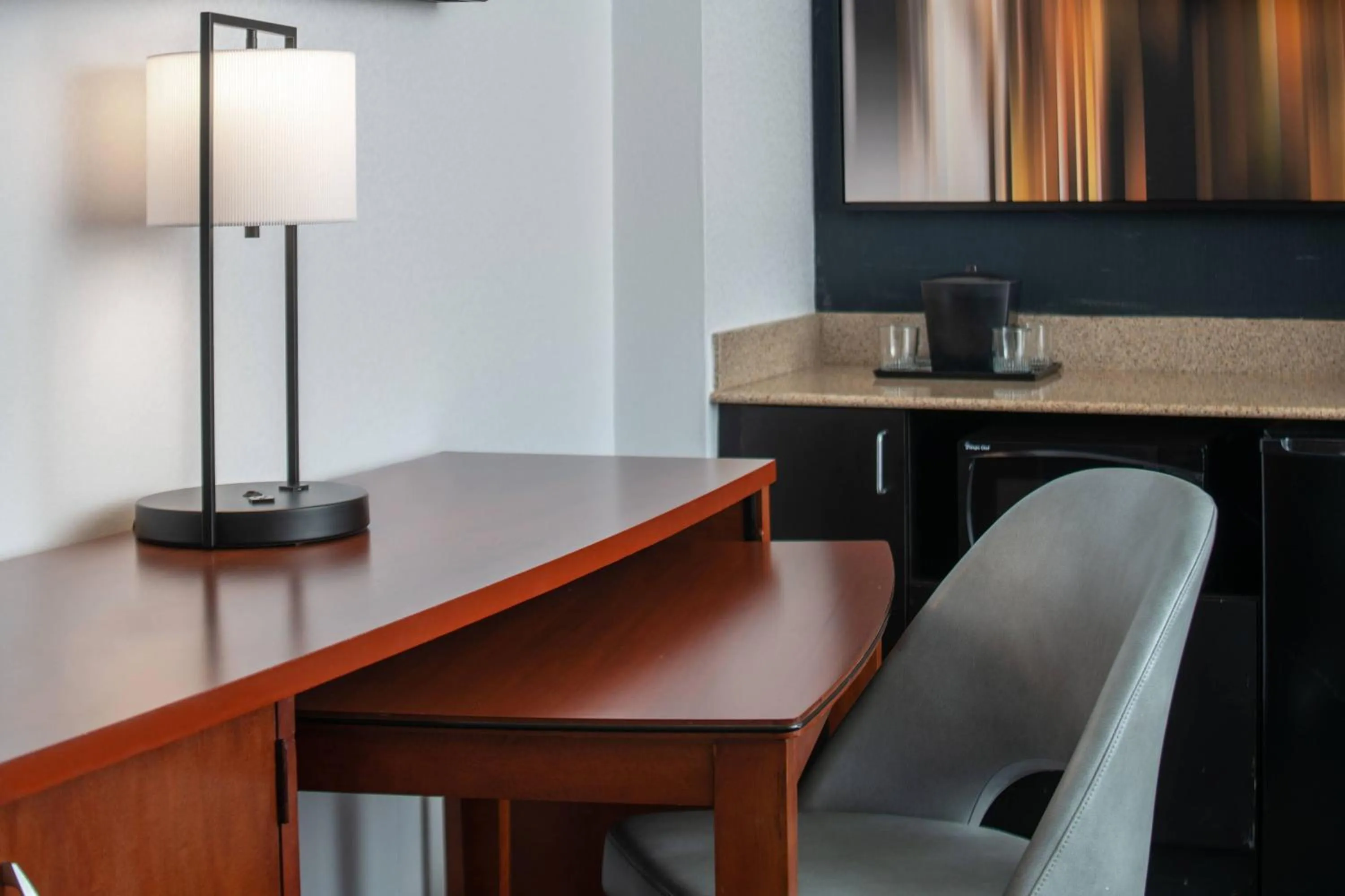 Bedroom in Courtyard by Marriott Dulles Airport Herndon/Reston