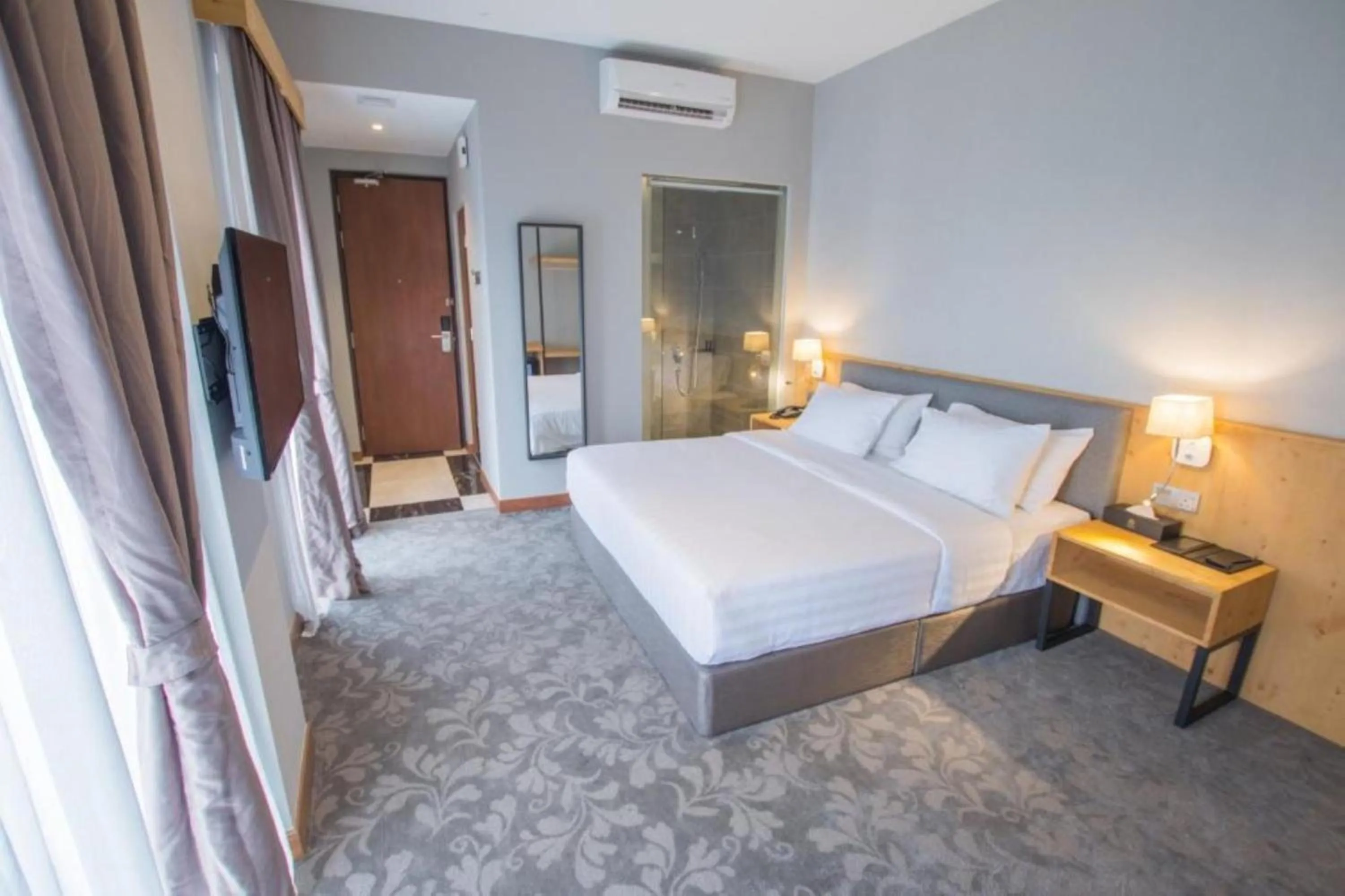 Photo of the whole room in Redpine Boutique Hotel