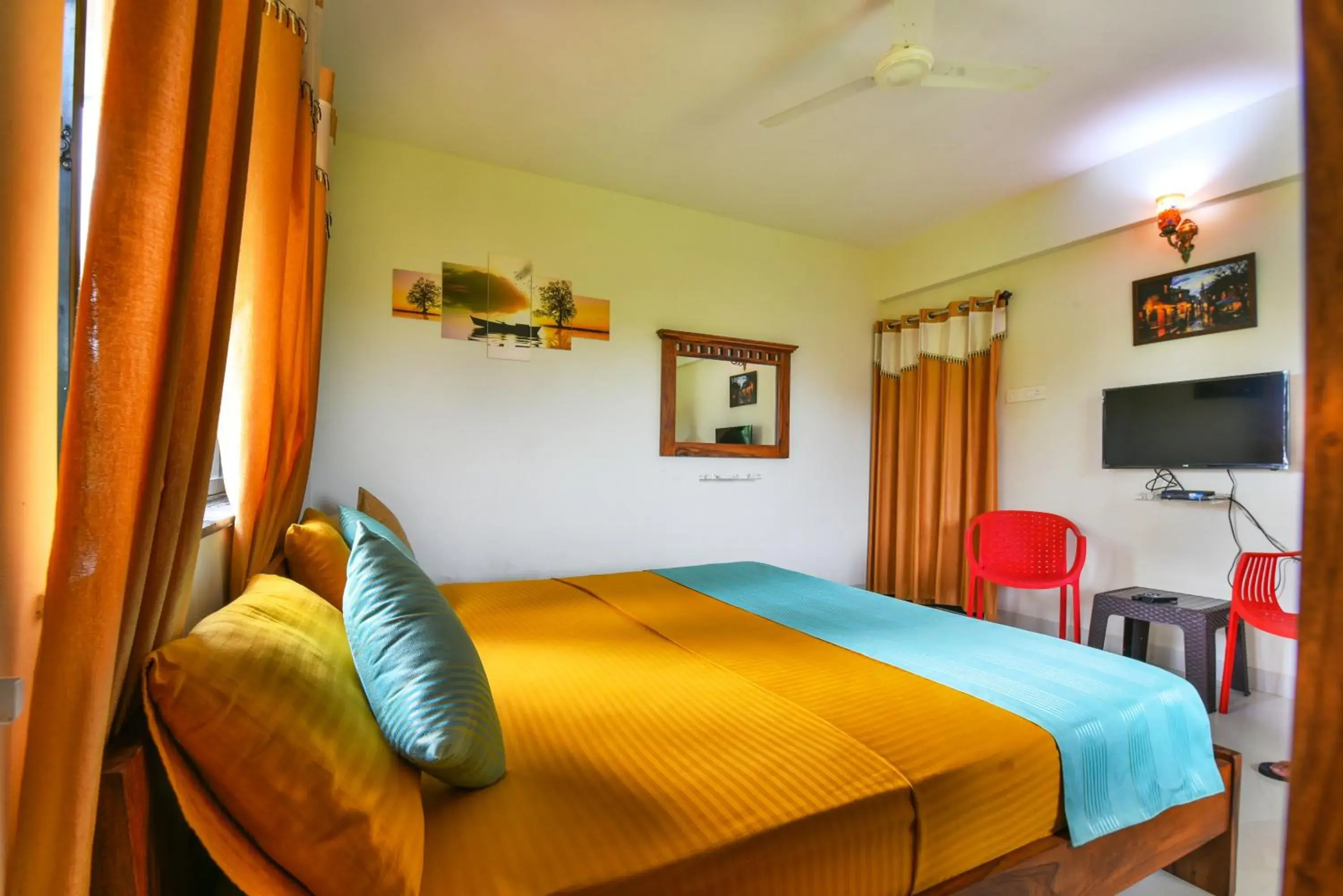 Bed in Monarch Suites Bed in Monarch Suites