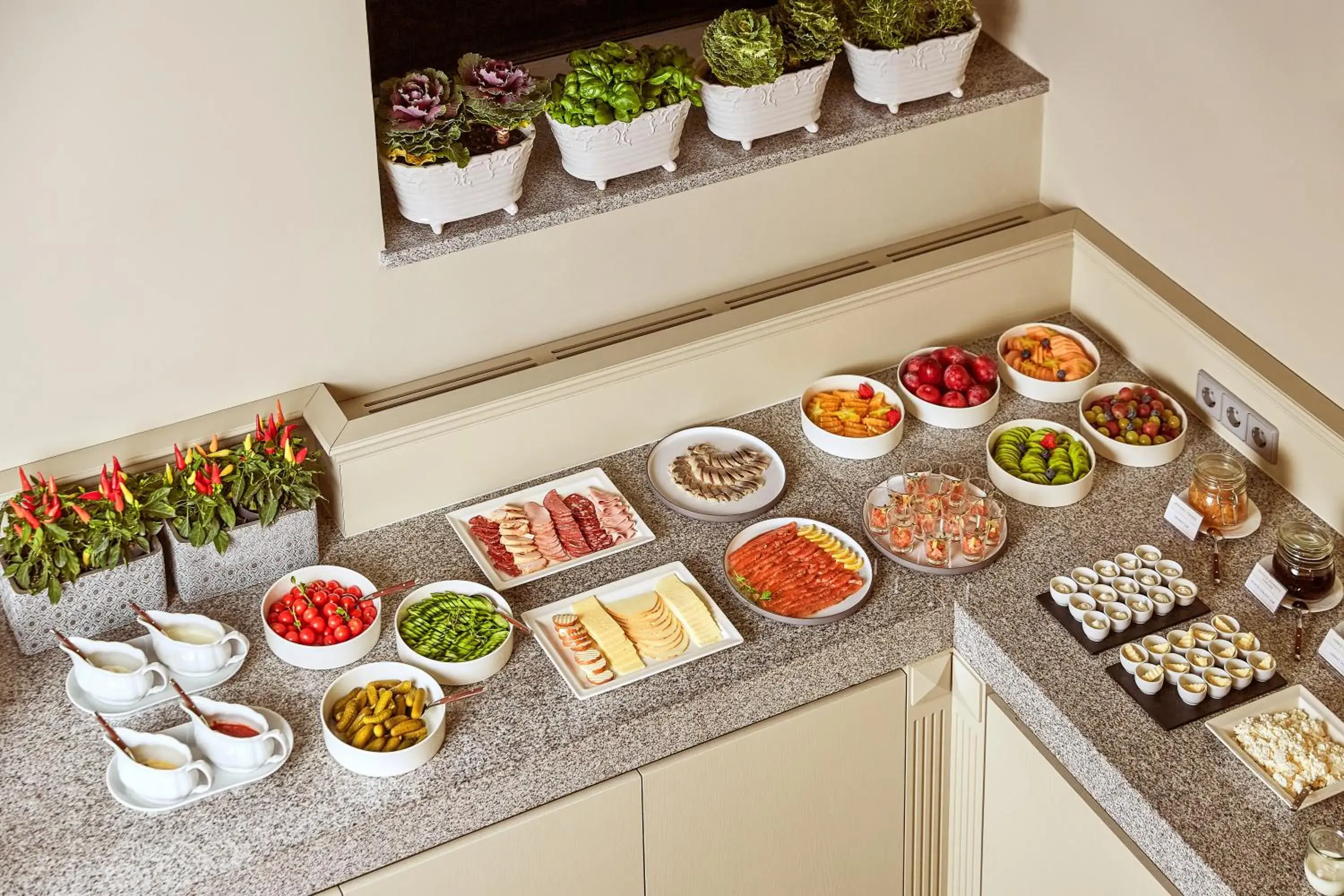 Breakfast in Ratonda Centrum Hotels Breakfast in Ratonda Centrum Hotels