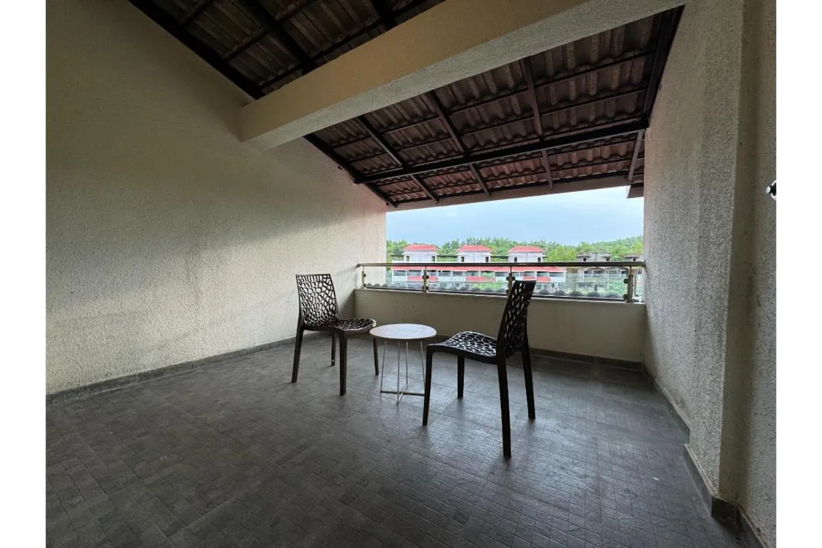 Hotel Sadhana Executive