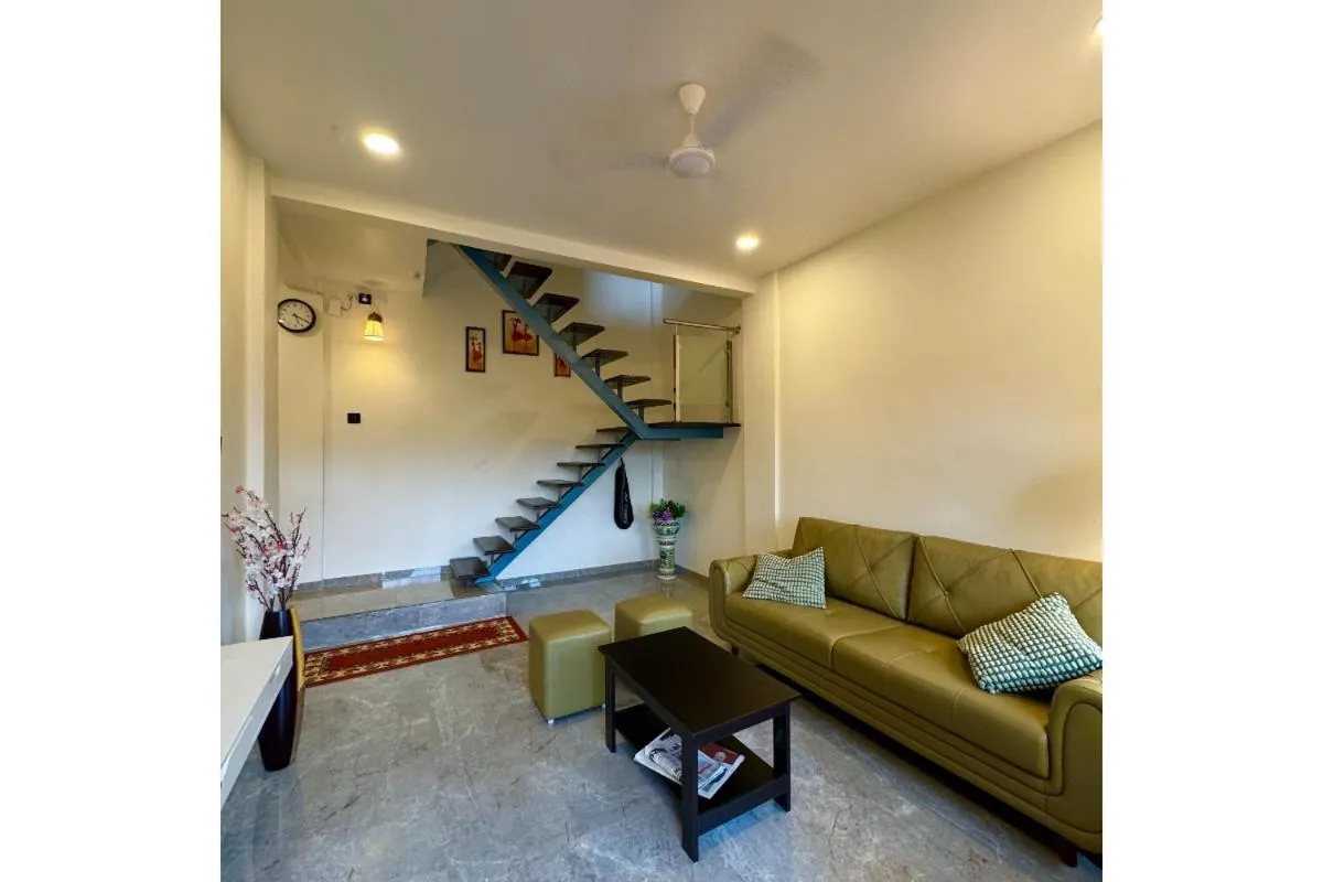 Hotel Sadhana Executive