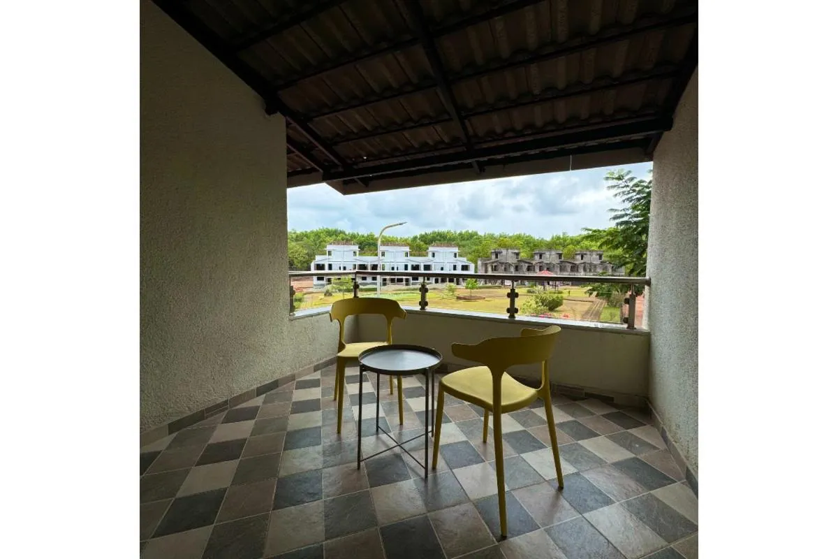 Hotel Sadhana Executive