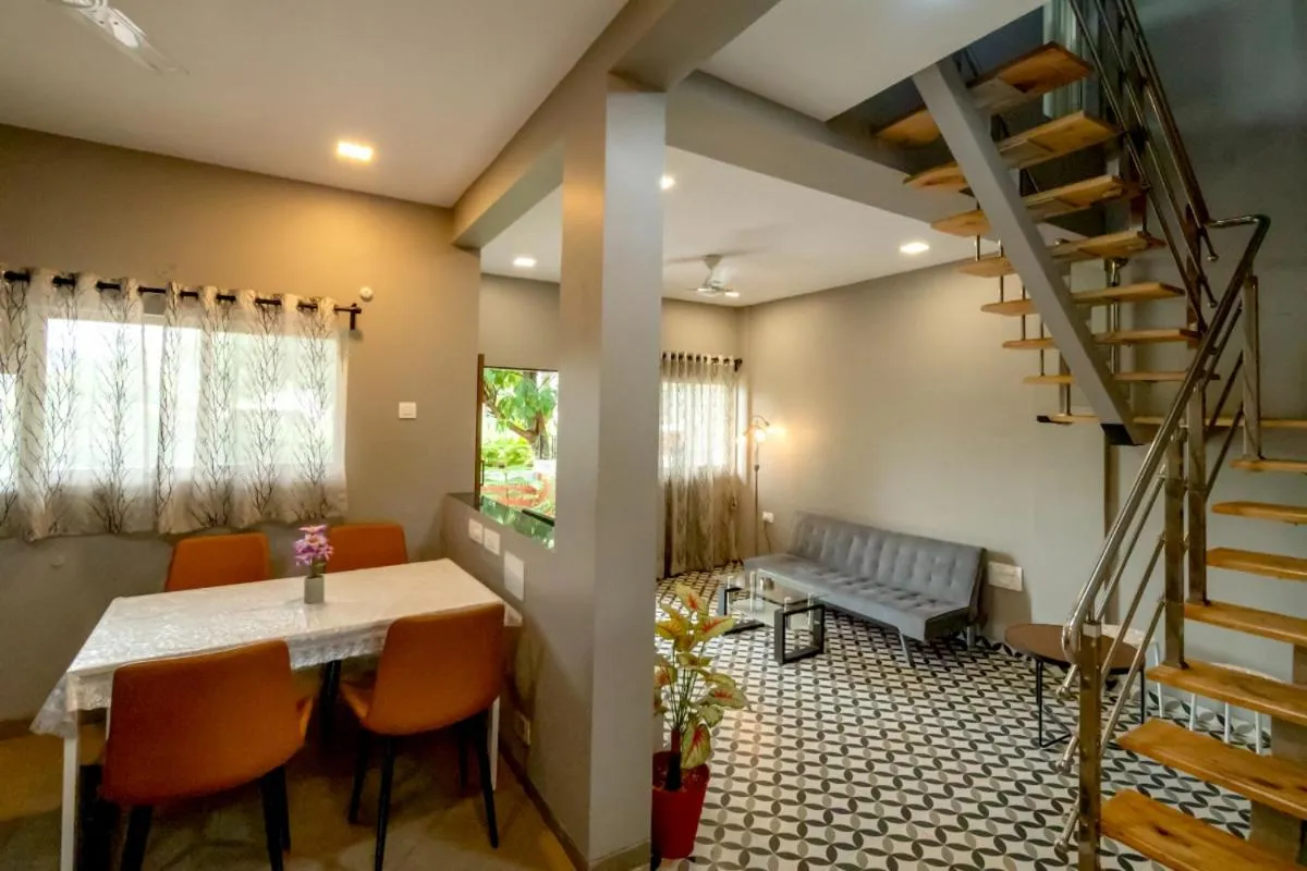 Hotel Sadhana Executive