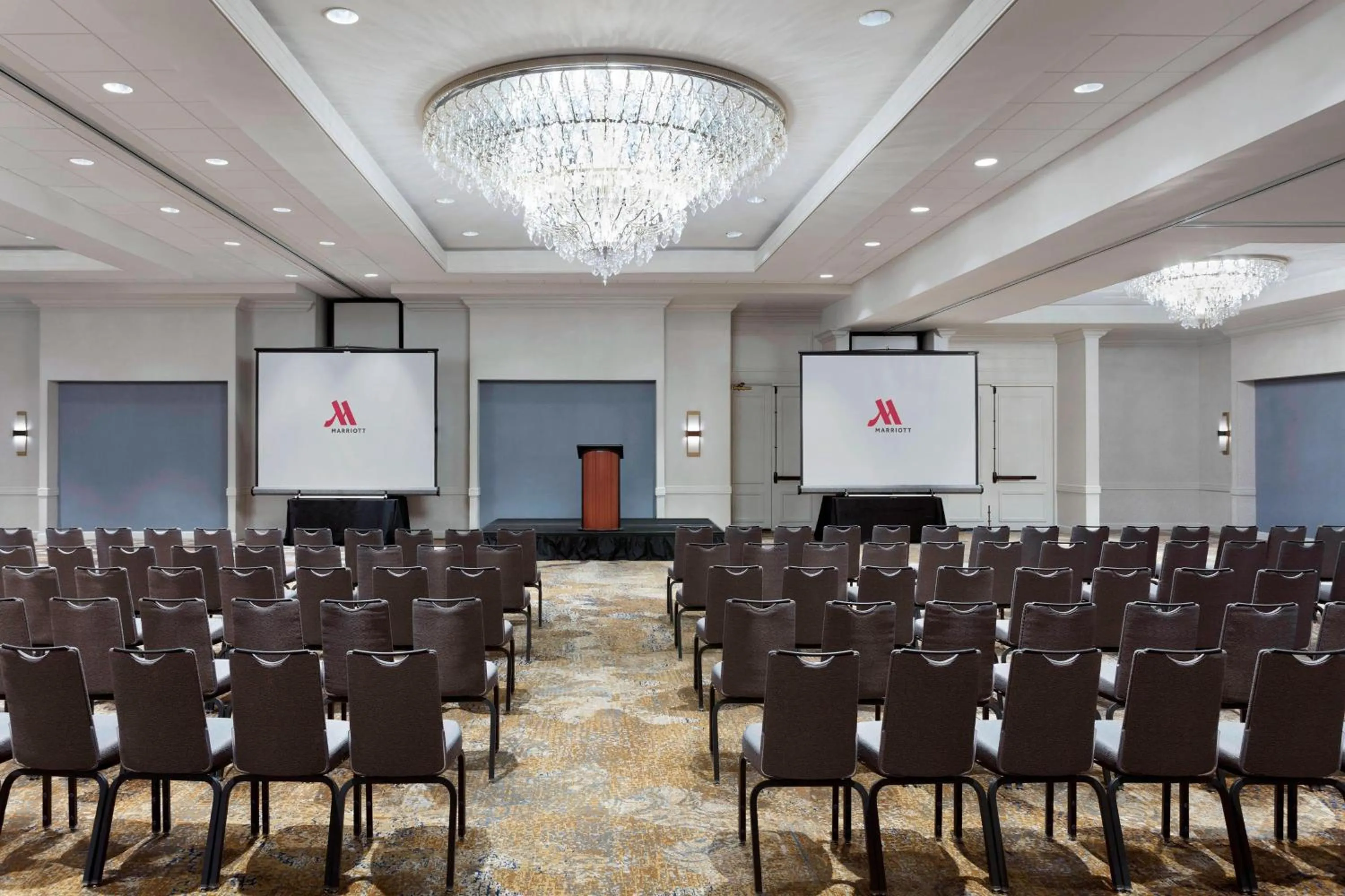 Meeting/conference room in Marriott Lexington Griffin Gate Golf Resort & Spa