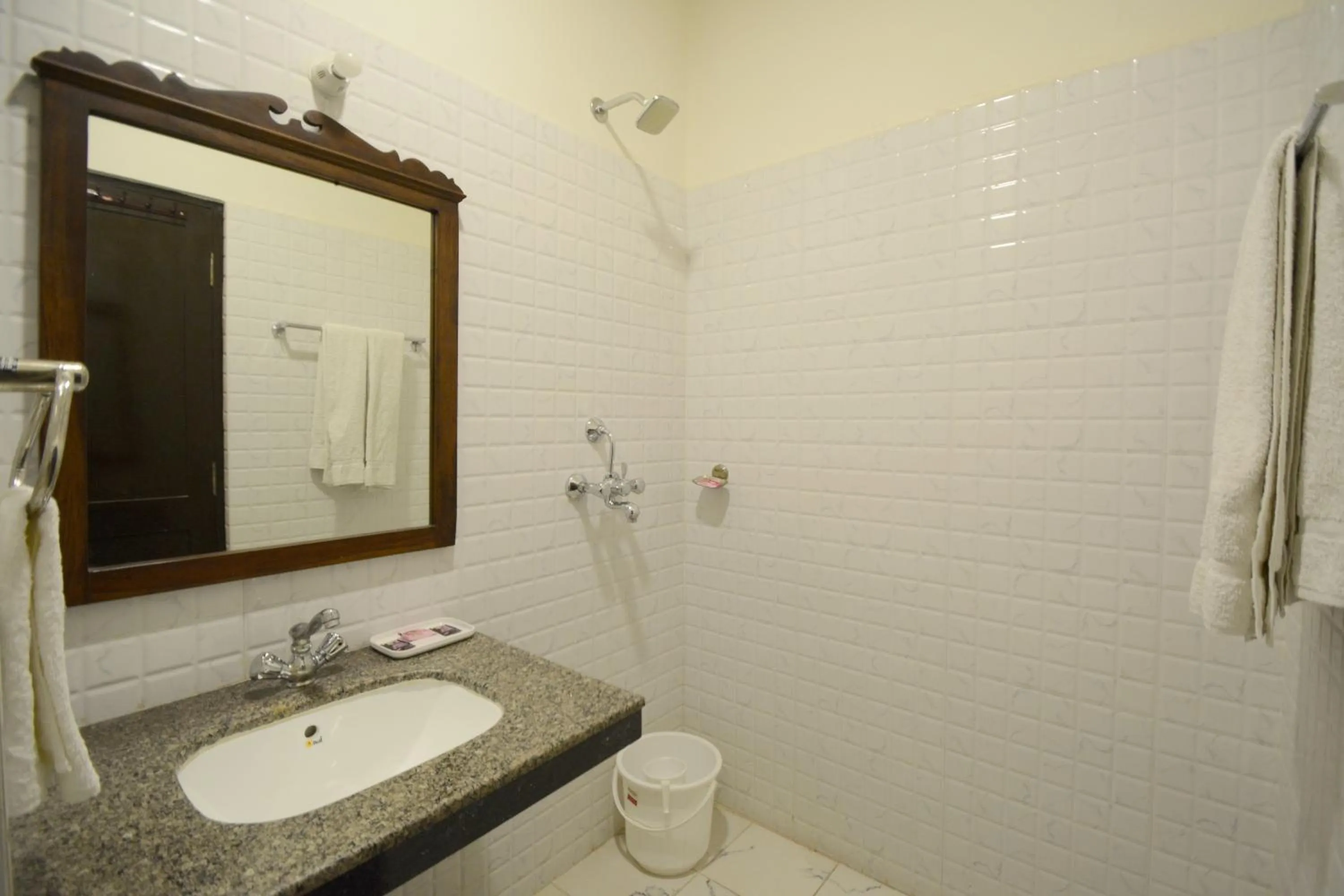 Bathroom in Moti Mahal - A Heritage Haveli