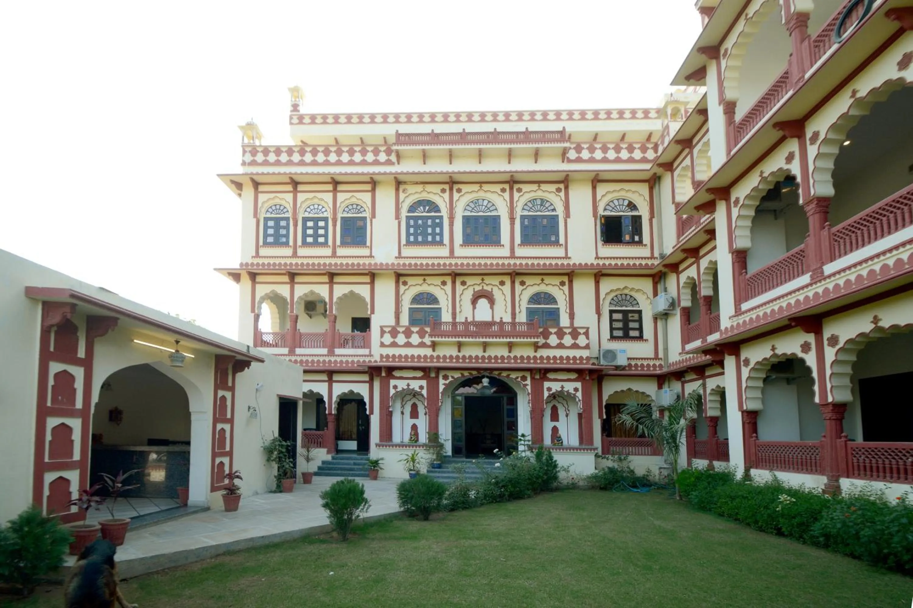 Property building in Moti Mahal - A Heritage Haveli