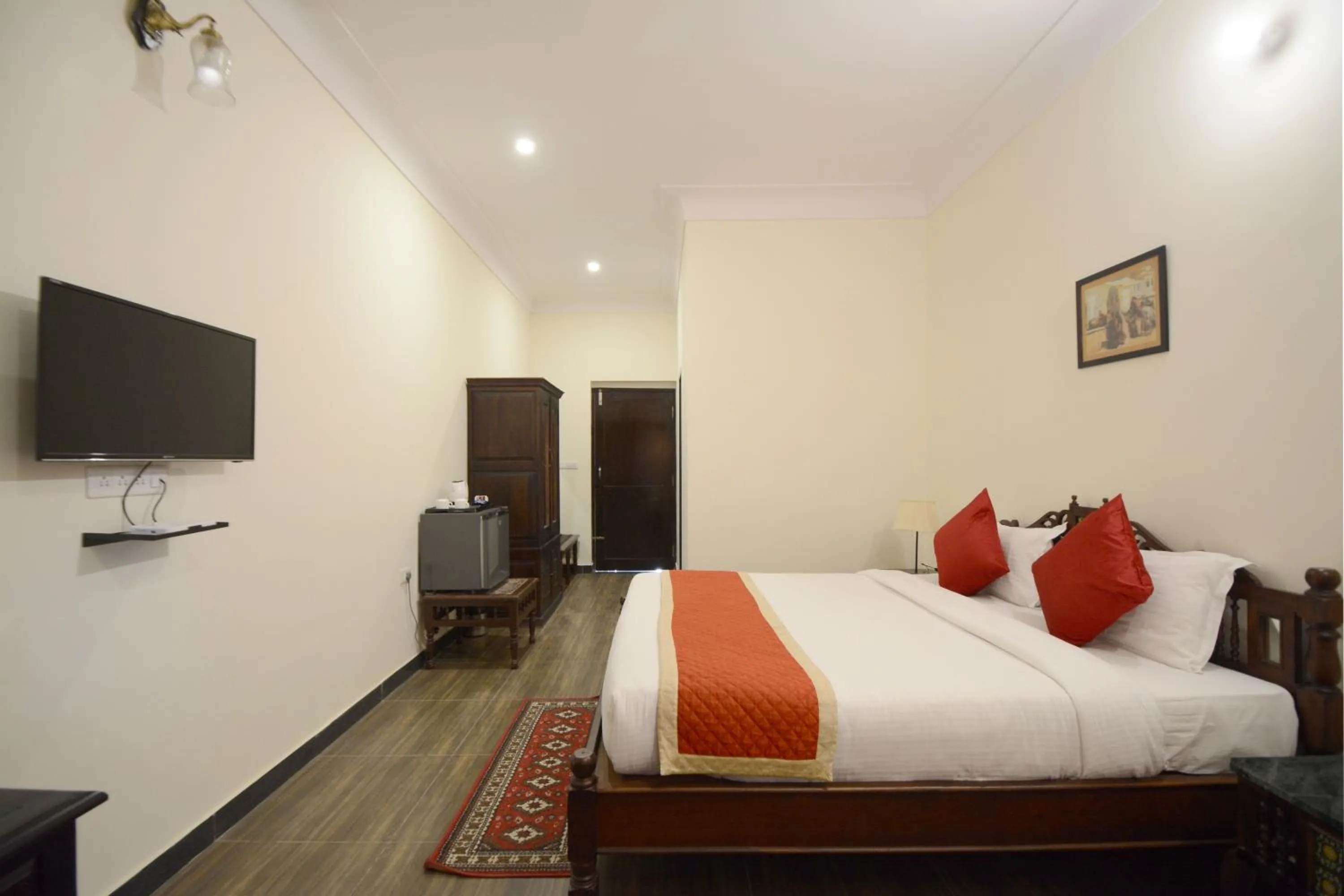 Bedroom, Bed in Moti Mahal - A Heritage Haveli