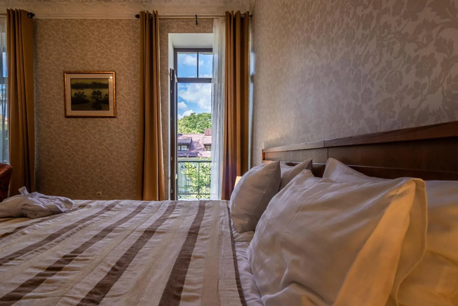 Bed in Artis Centrum Hotels