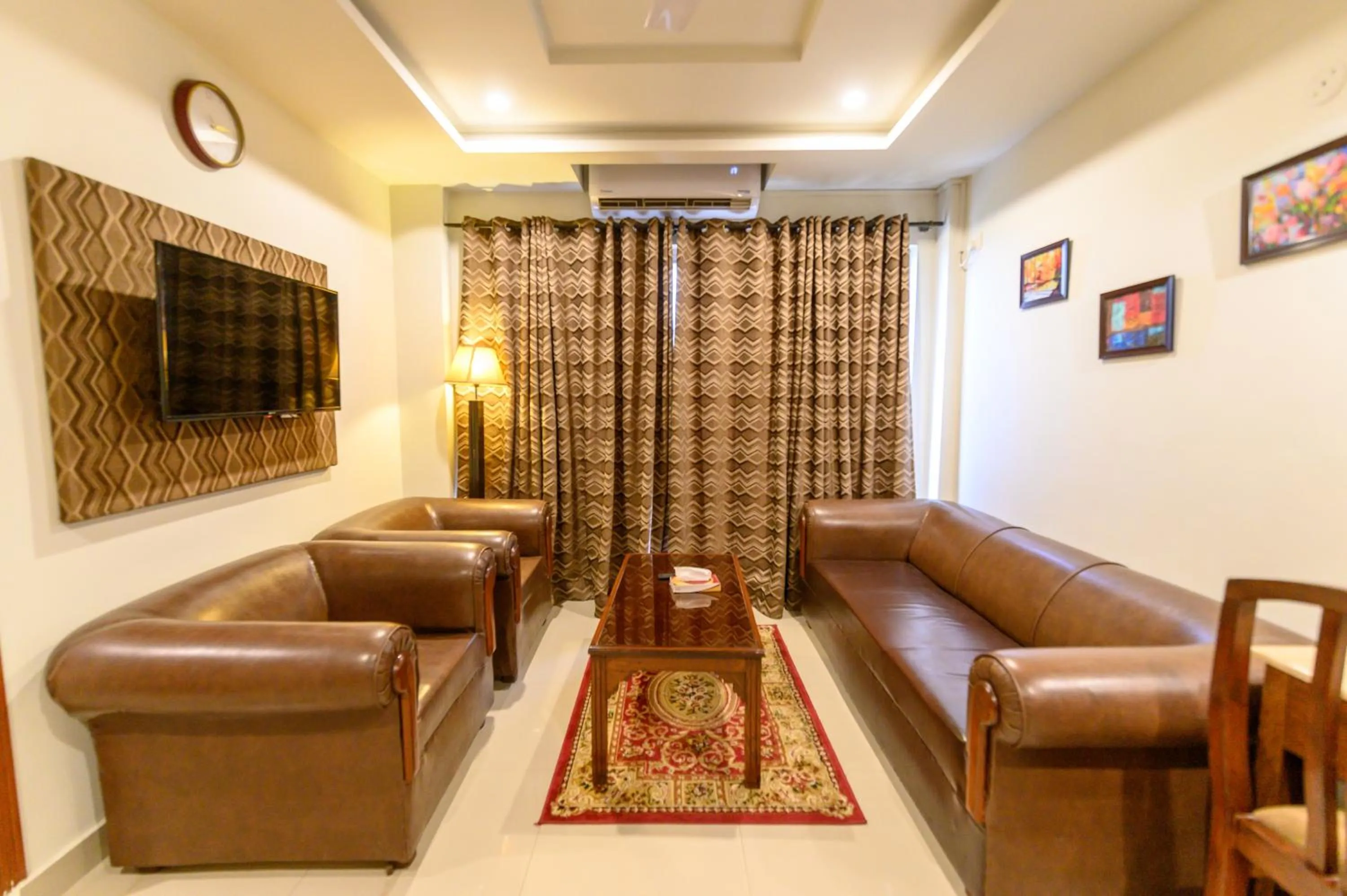 Living room in Hotel One Jinnah, Islamabad