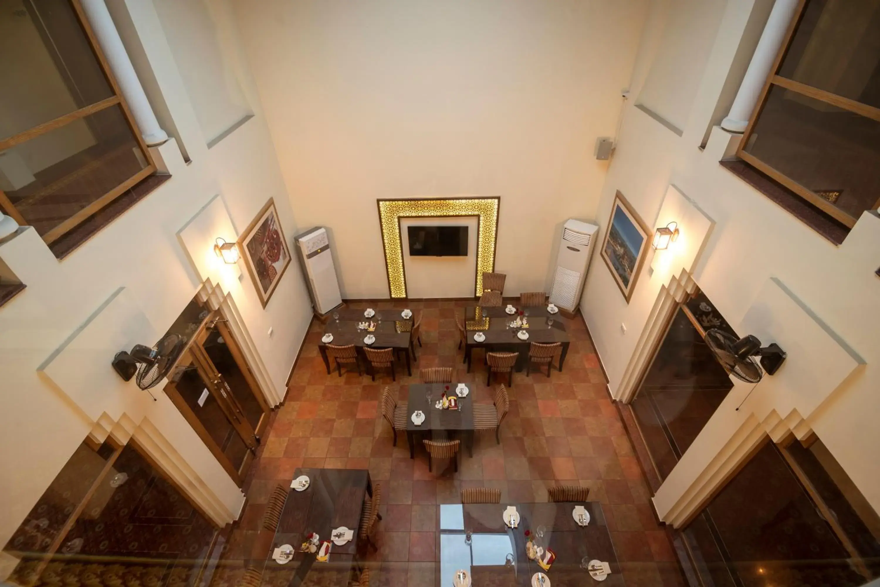 Restaurant/places to eat in Hotel One Tariq Road Multan Restaurant/places to eat in Hotel One Tariq Road Multan