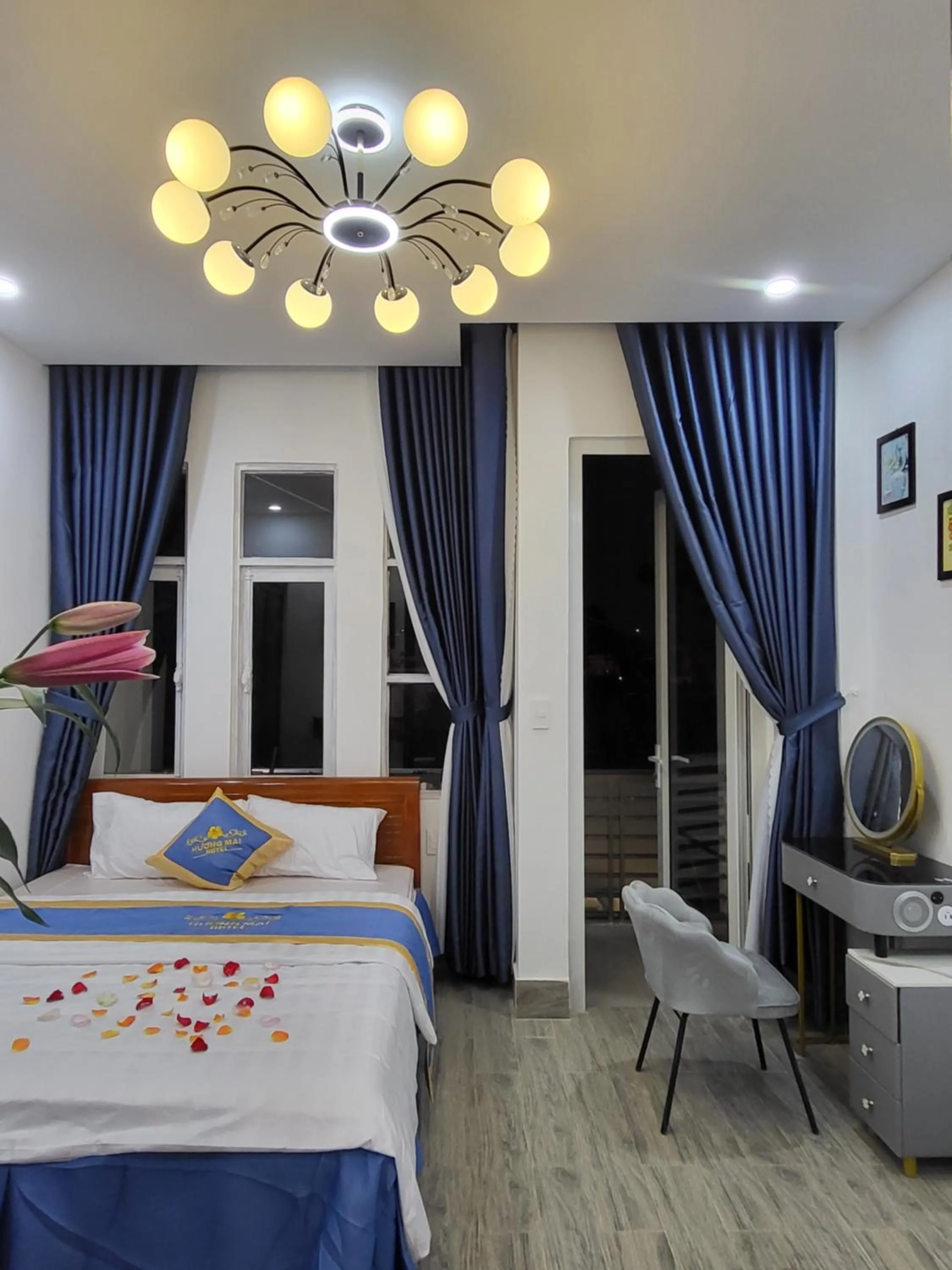 Bed in Huong Mai Hotel
