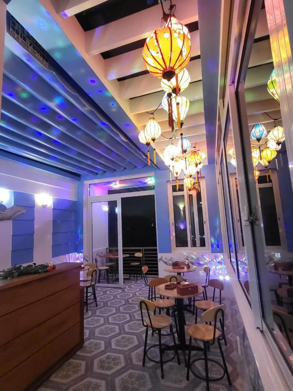 Restaurant/places to eat in Huong Mai Hotel