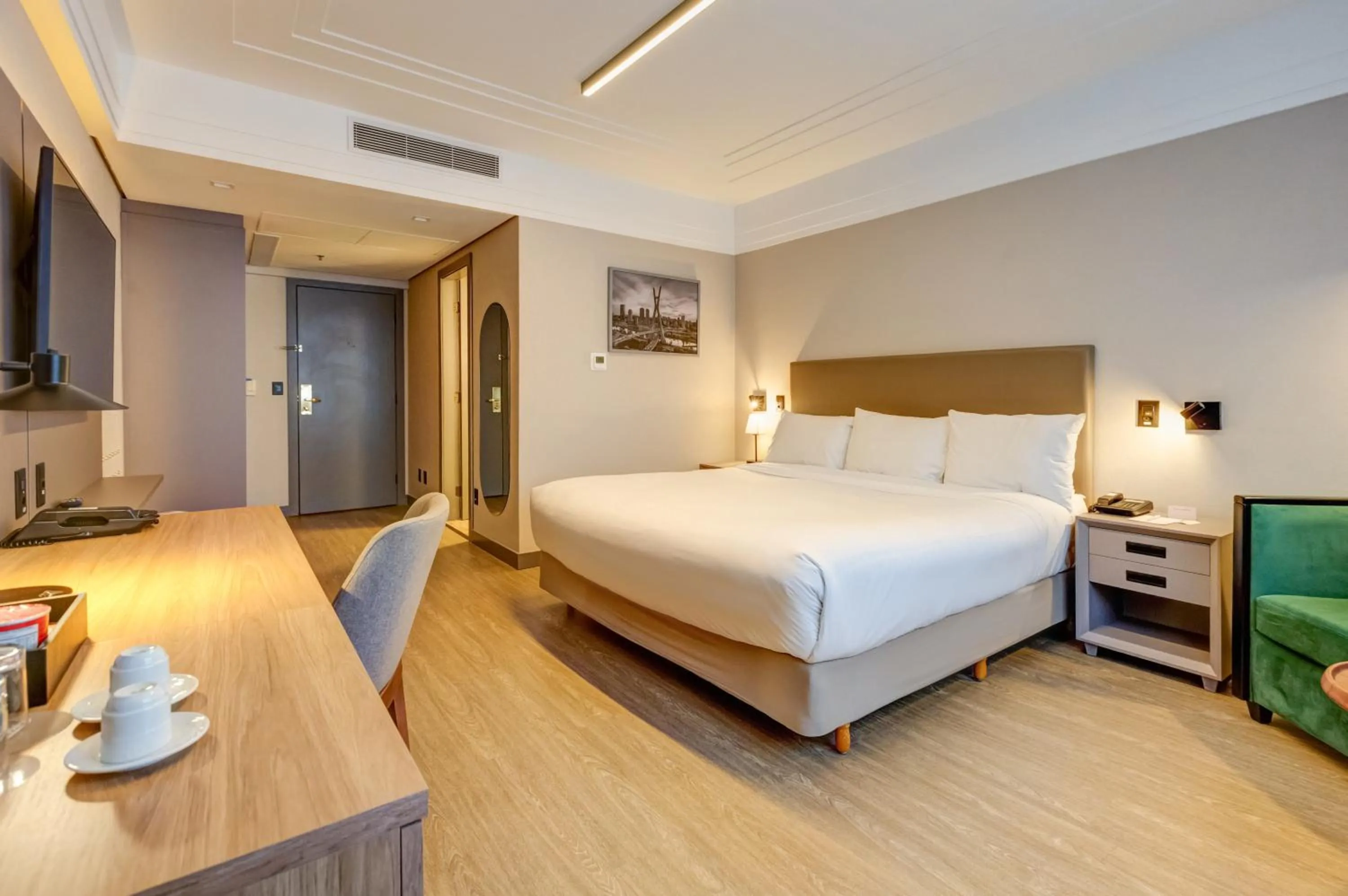 Photo of the whole room, Bed in Radisson Alphaville