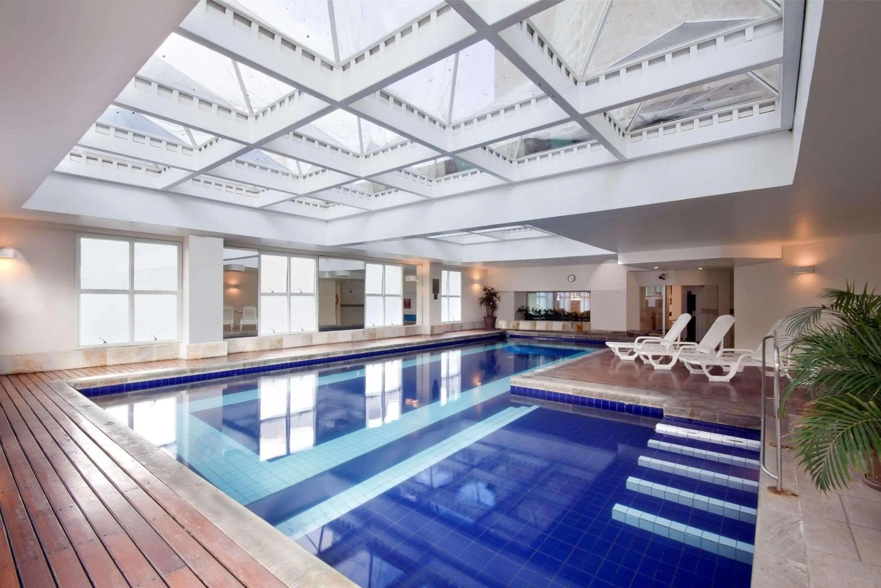 Swimming pool in Radisson Alphaville