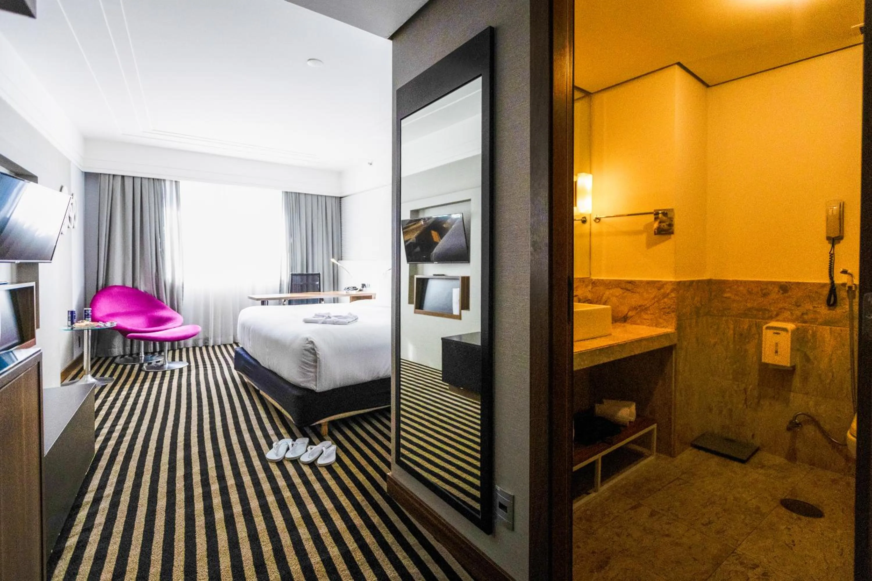 Photo of the whole room, Bed in Radisson Alphaville