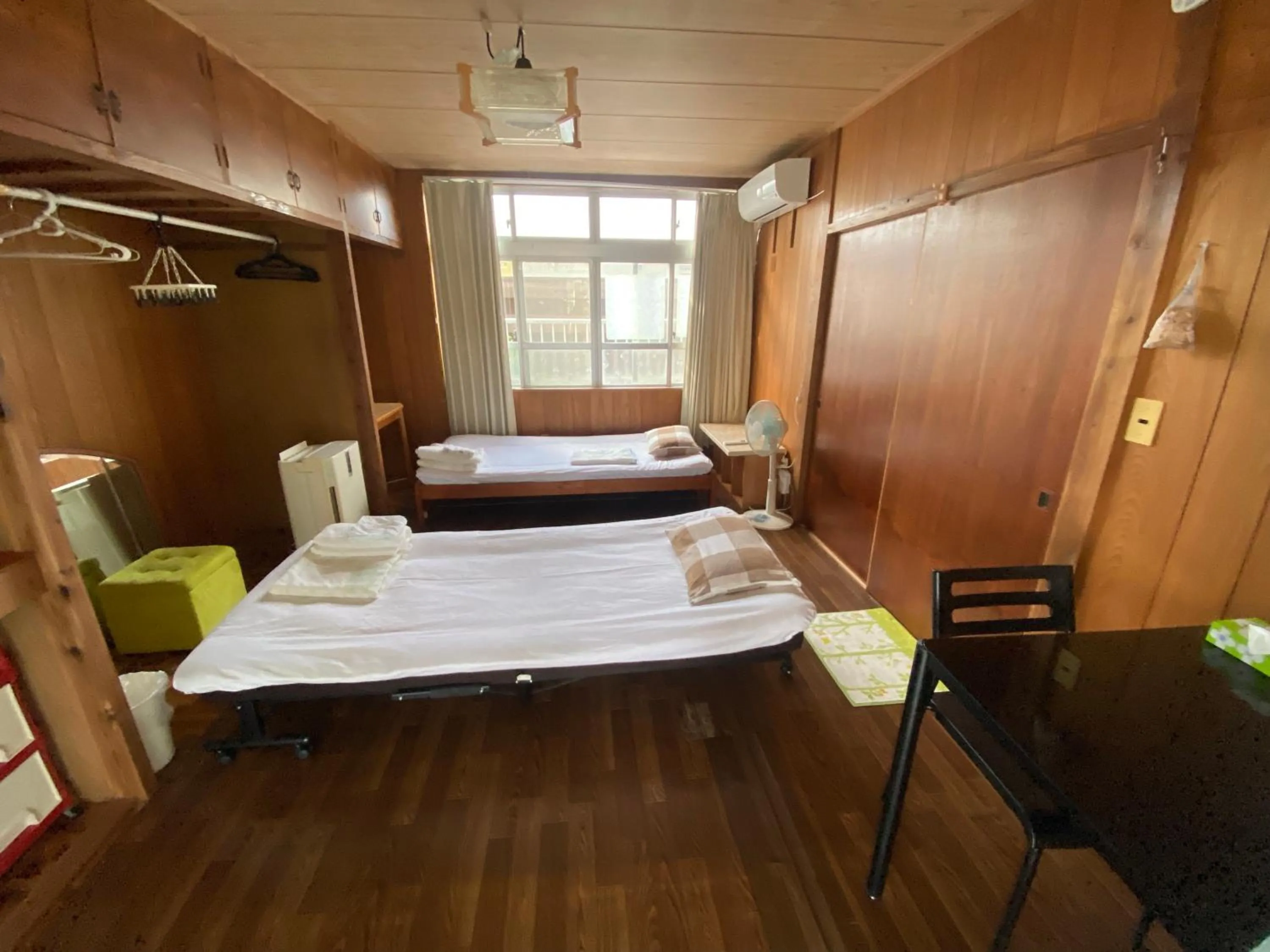 Photo of the whole room, Bed in Body Balance House