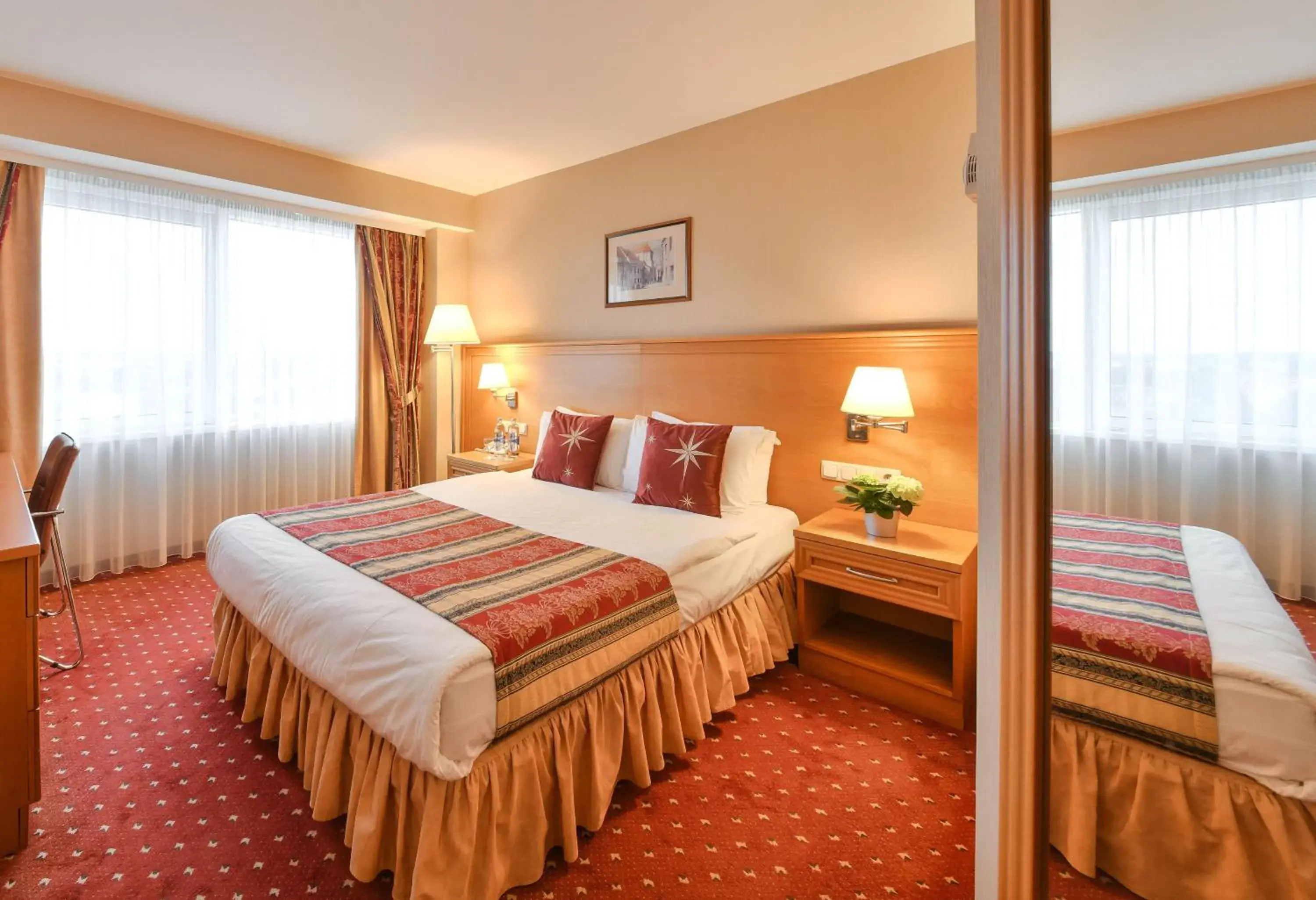 One Queen Bed Standard Nonsmoking in VILNIUS PARK PLAZA HOTEL, Restaurant & Terrace, Panorama Bar, Conference & Banquet Center One Queen Bed Standard Nonsmoking in VILNIUS PARK PLAZA HOTEL, Restaurant & Terrace, Panorama Bar, Conference & Banquet Center