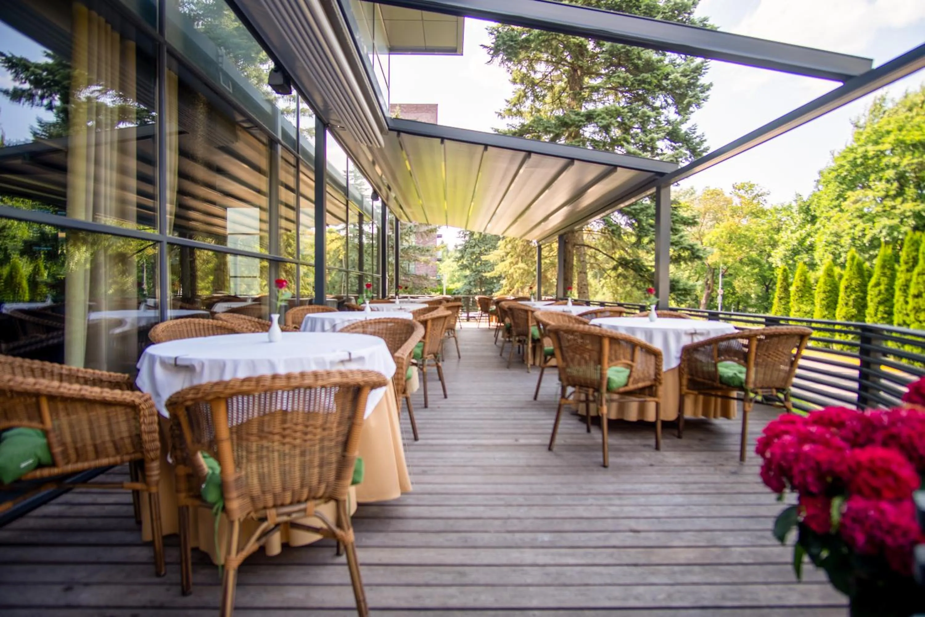 Restaurant/places to eat in VILNIUS PARK PLAZA HOTEL, Restaurant & Terrace, Panorama Bar, Conference & Banquet Center