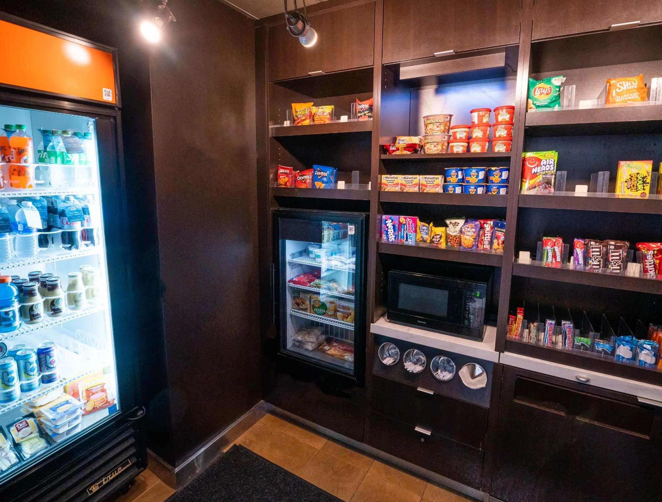 Food and drinks in Sonesta Select Bettendorf