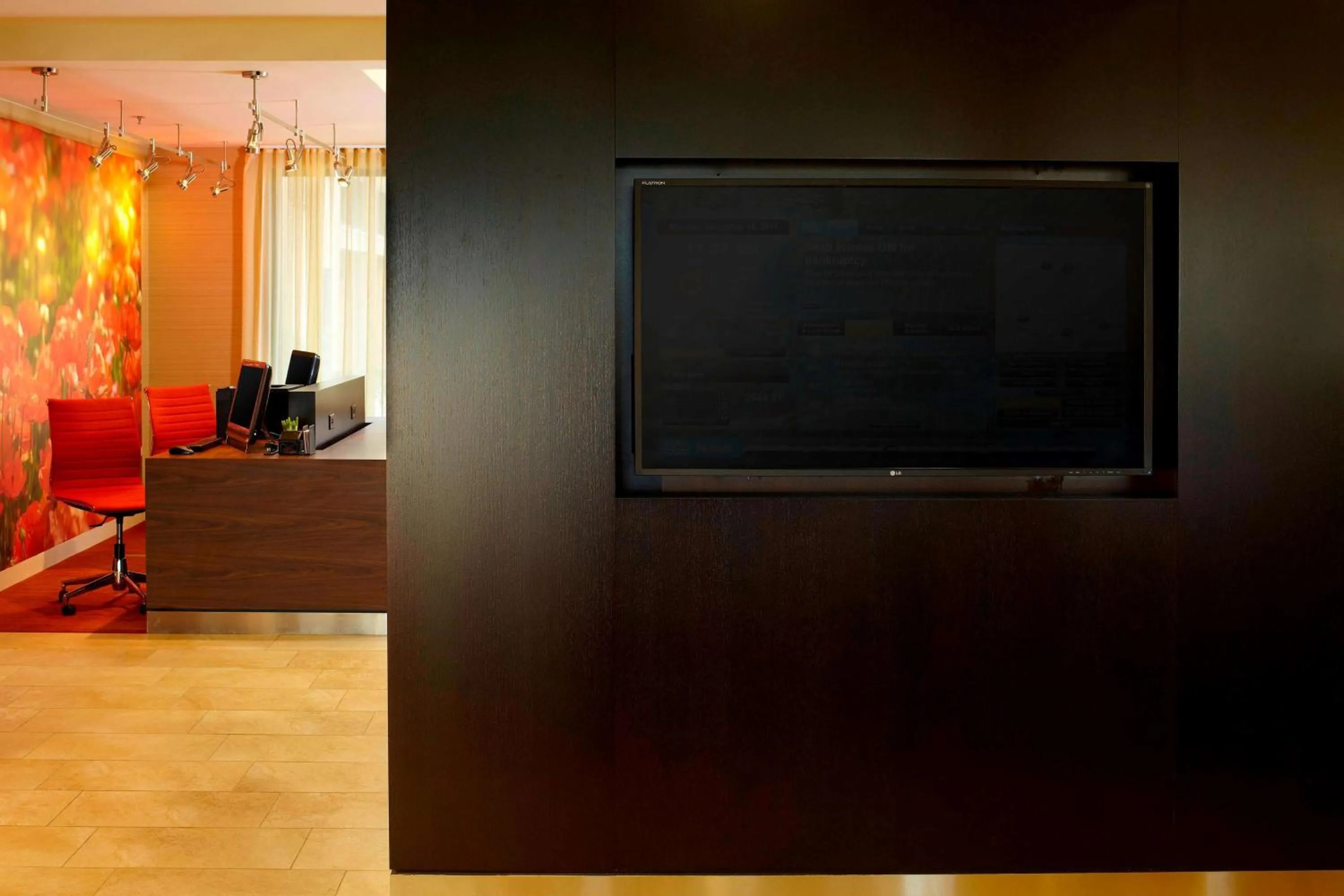 Lobby or reception in Sonesta Select Bettendorf