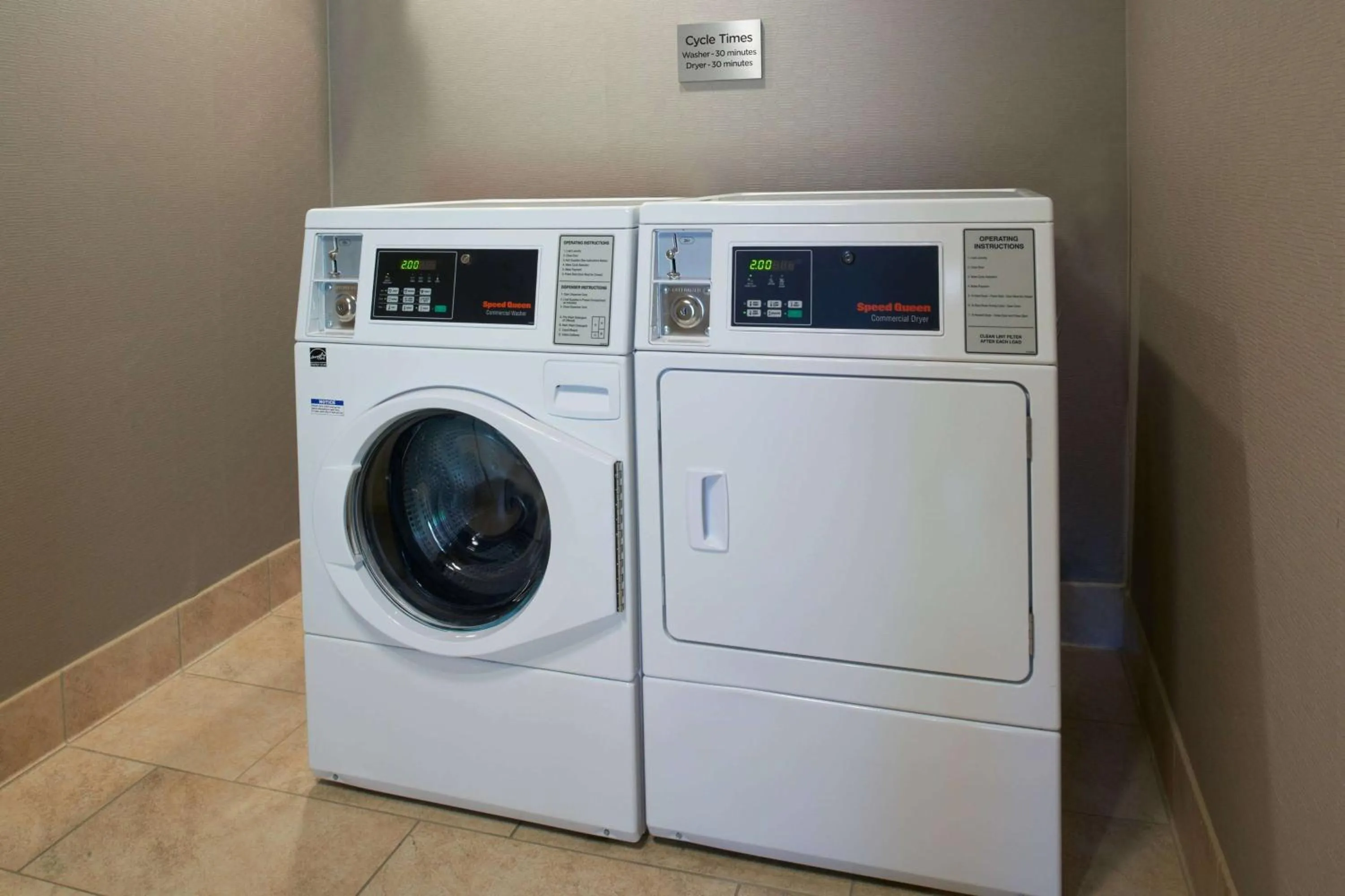 laundry in Sonesta Select Minneapolis Eden Prairie