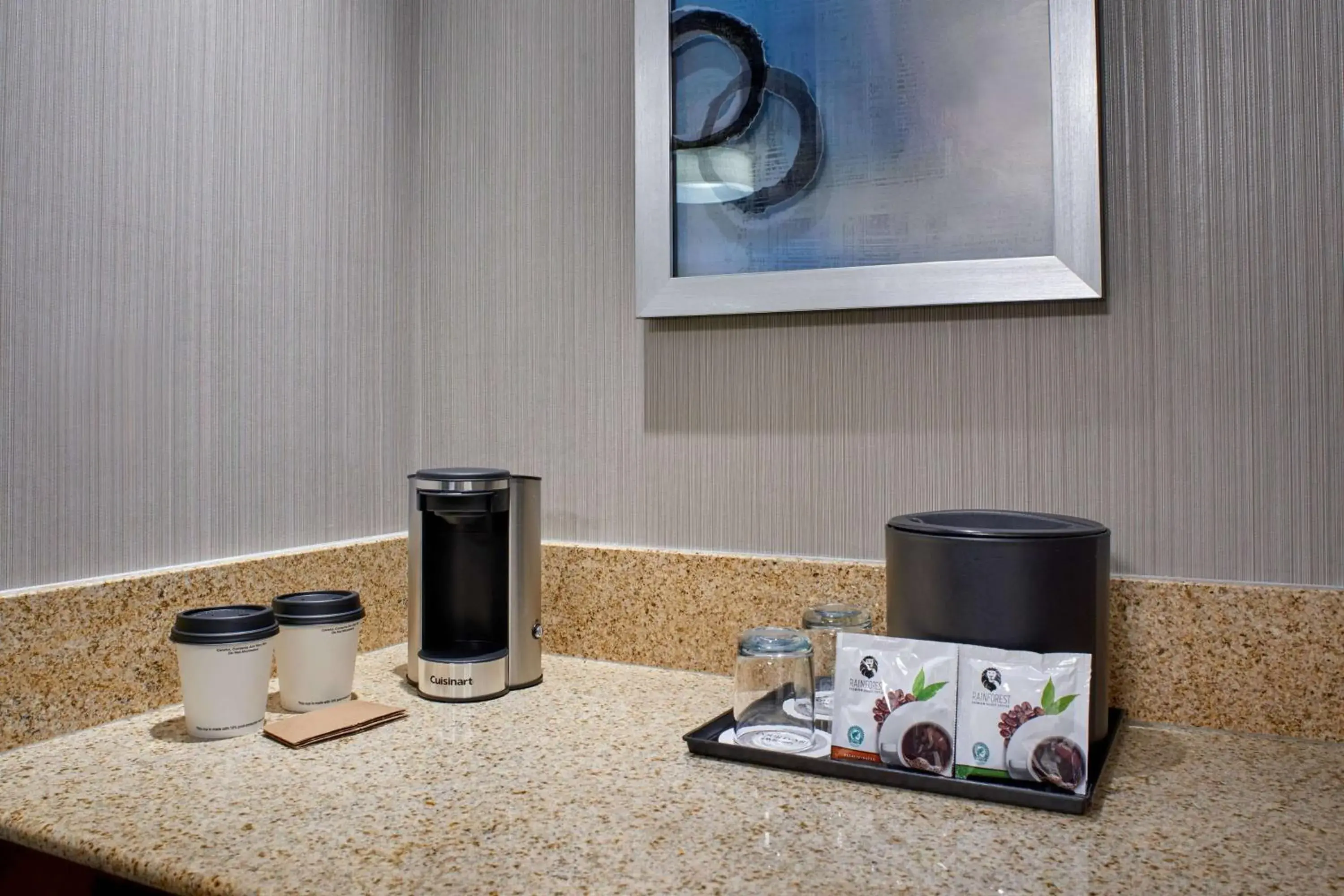 Mobility Accessible Guestroom Two Queens Roll-In Shower in Sonesta Select Minneapolis Eden Prairie Mobility Accessible Guestroom Two Queens Roll-In Shower in Sonesta Select Minneapolis Eden Prairie