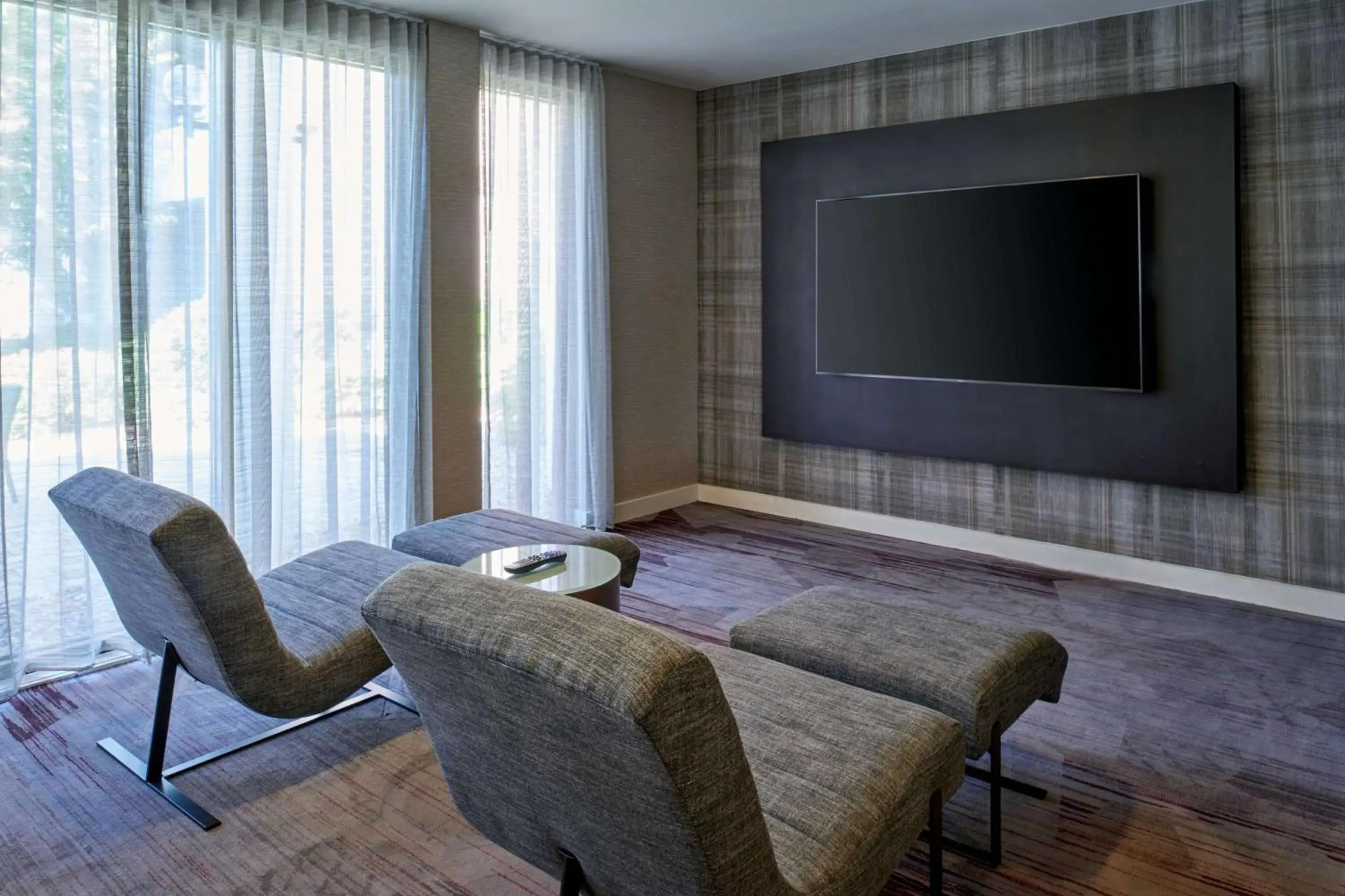 Lobby or reception in Sonesta Select Minneapolis Eden Prairie Lobby or reception in Sonesta Select Minneapolis Eden Prairie