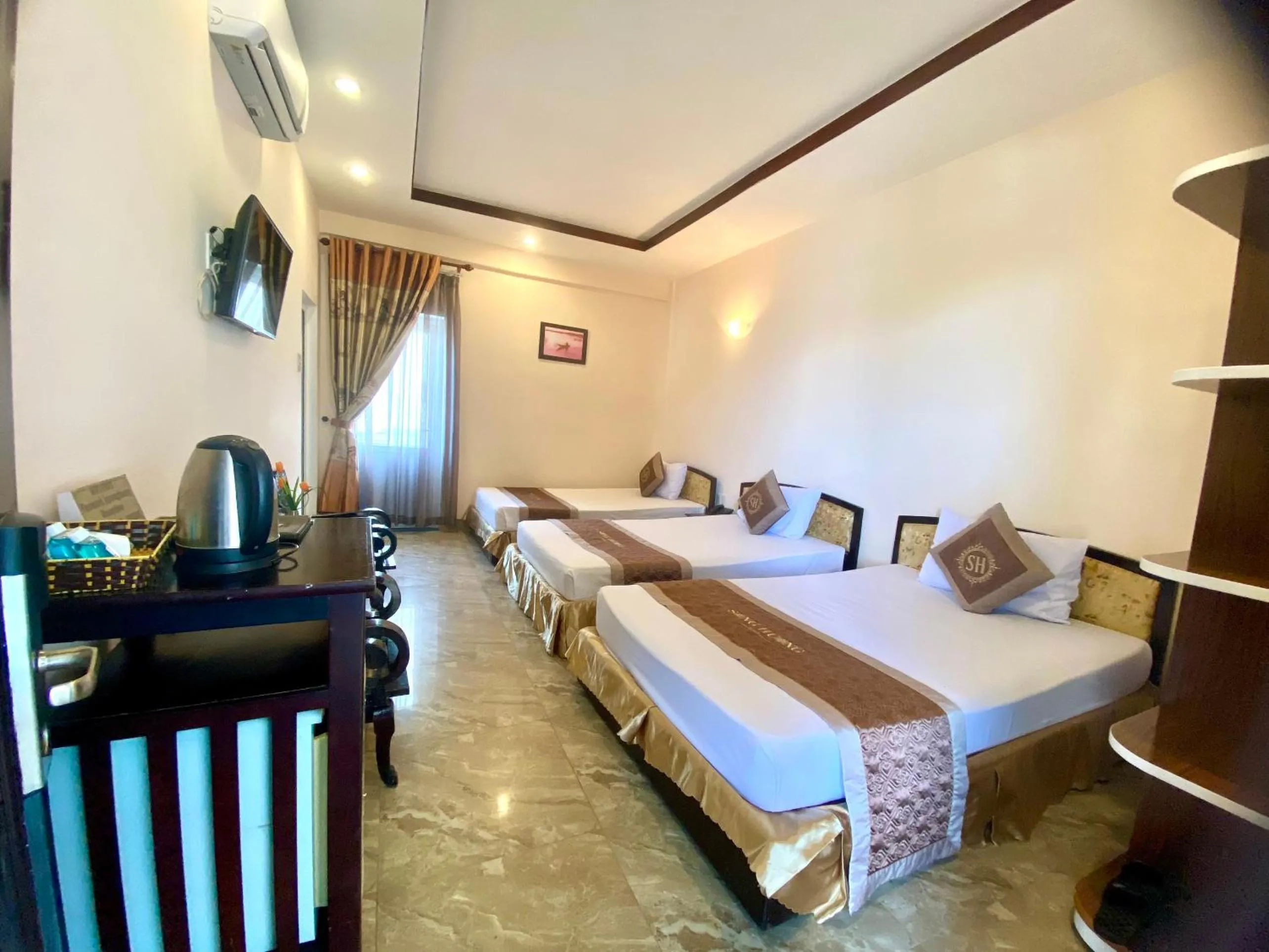 Bed in Song Huong Hue Hotel