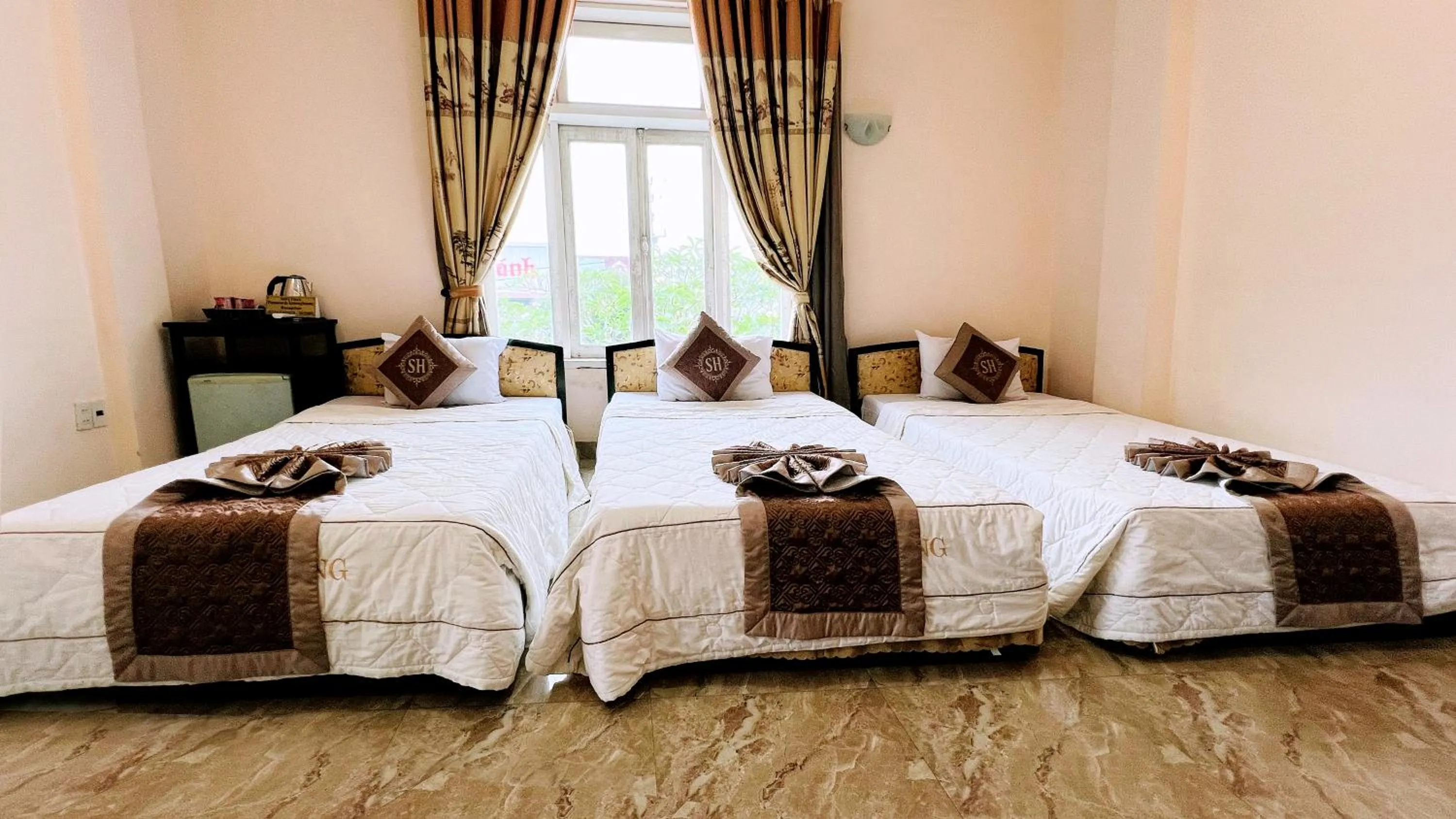 Bed in Song Huong Hue Hotel