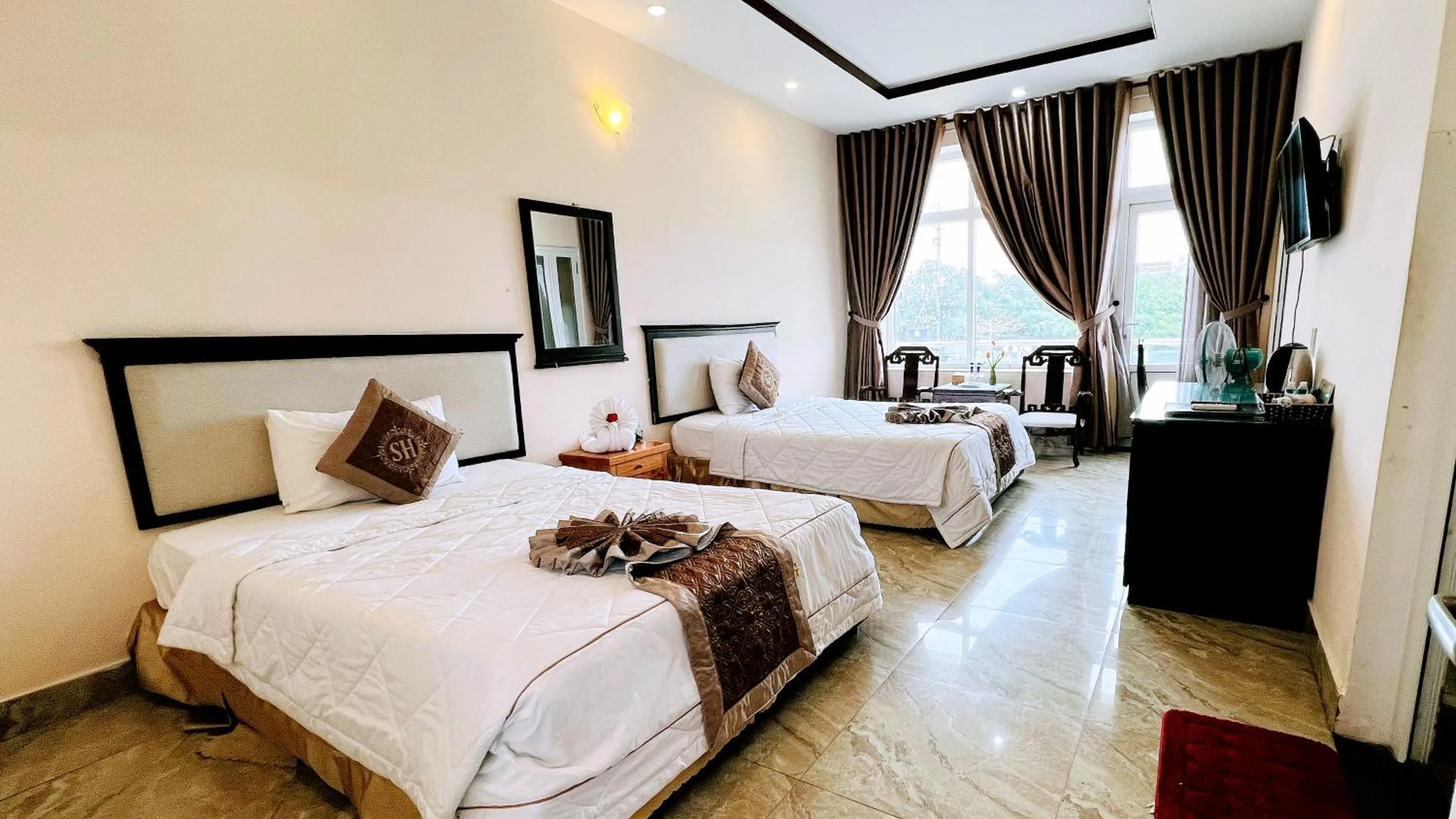 Bed in Song Huong Hue Hotel