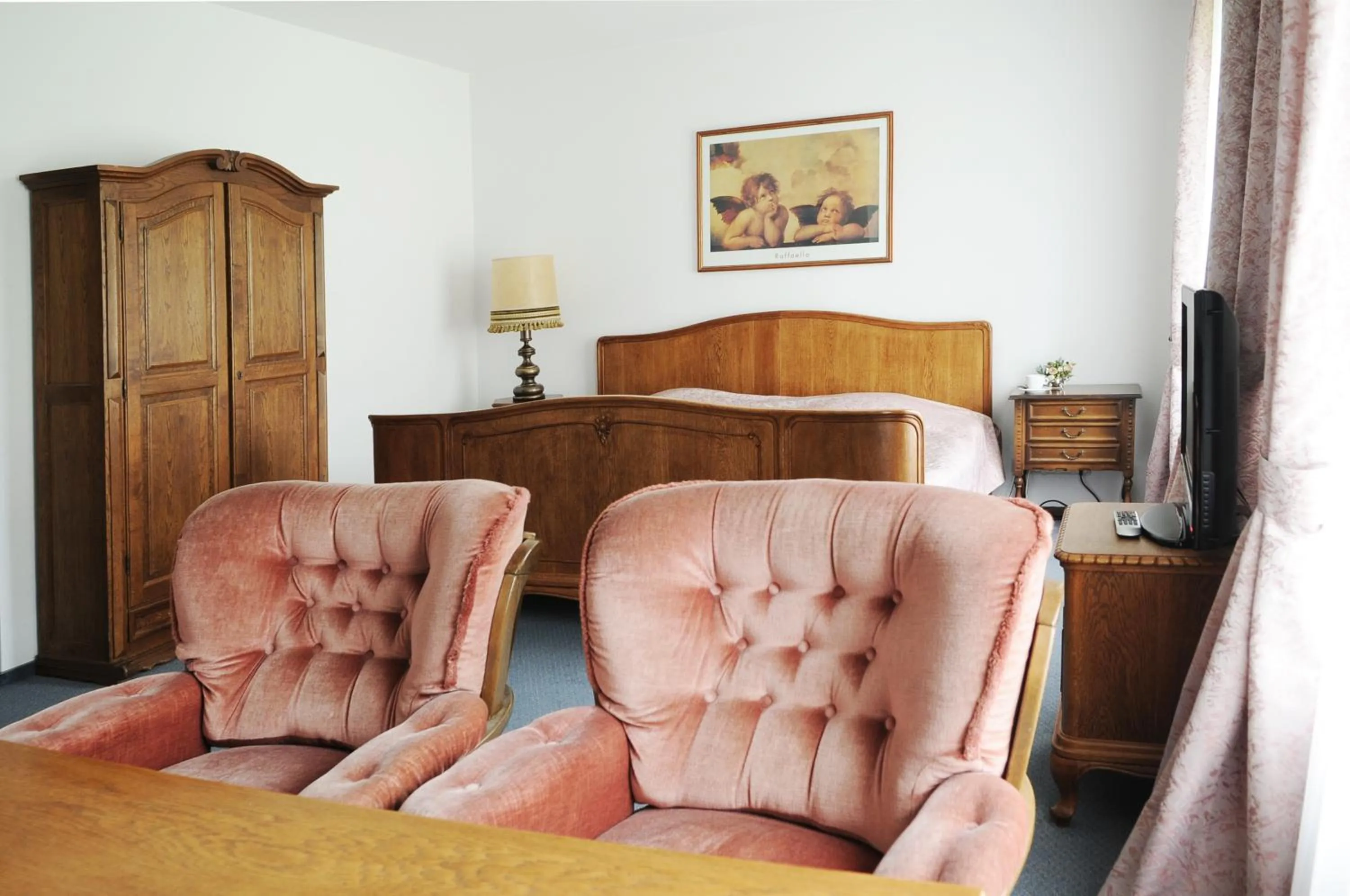 Bedroom, Bed in Amicus Hotel