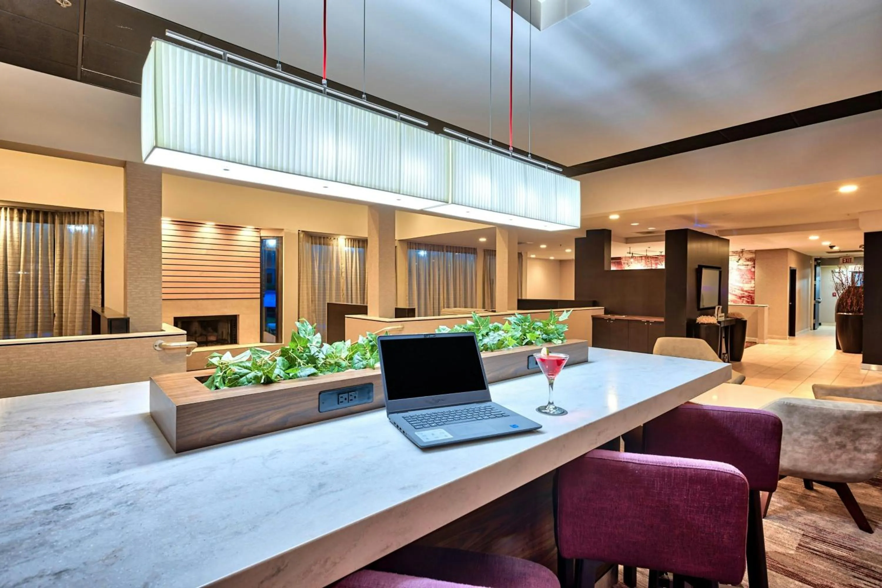 Lobby or reception in Courtyard Hampton