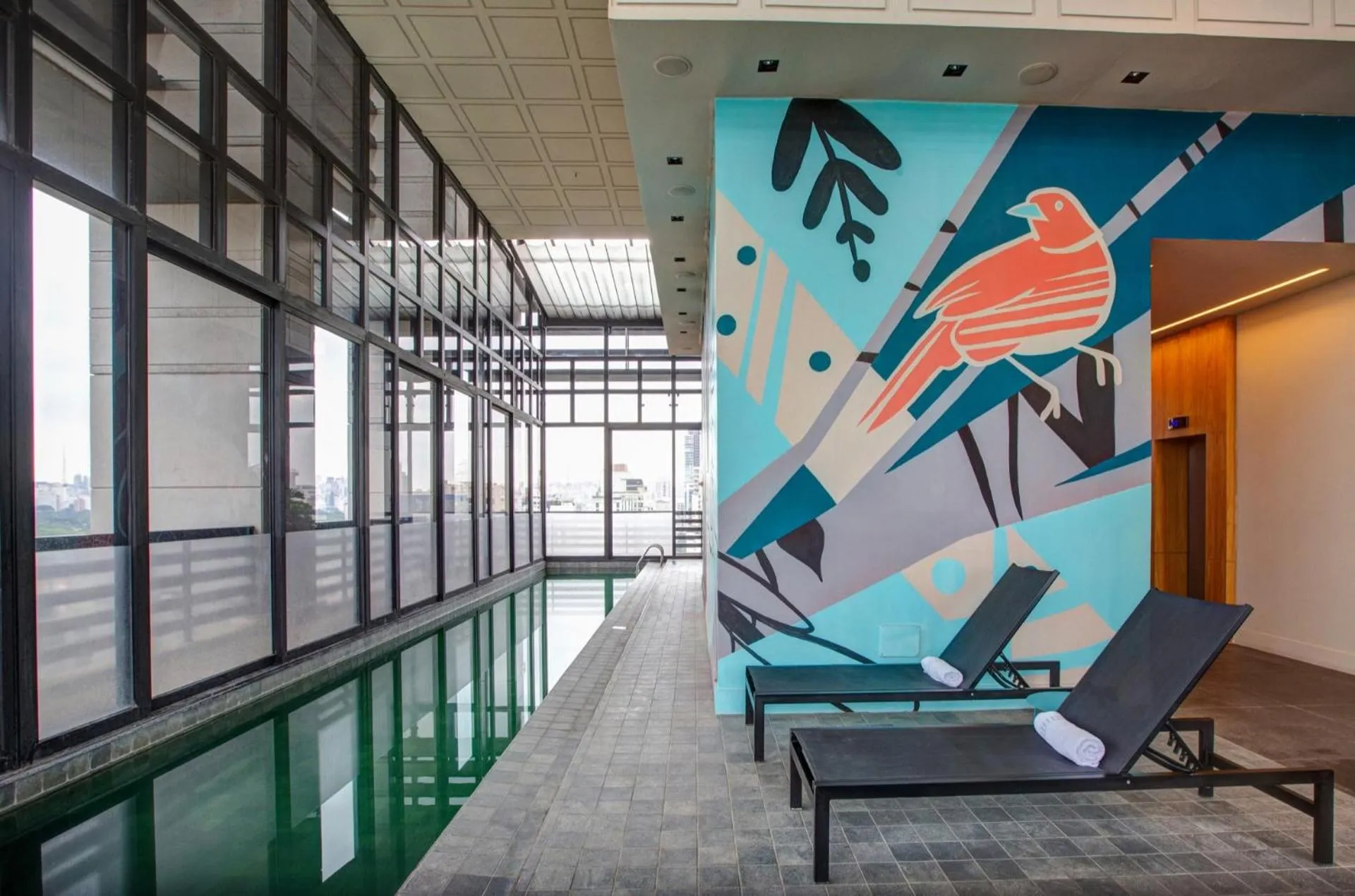 Swimming pool in Radisson Blu São Paulo