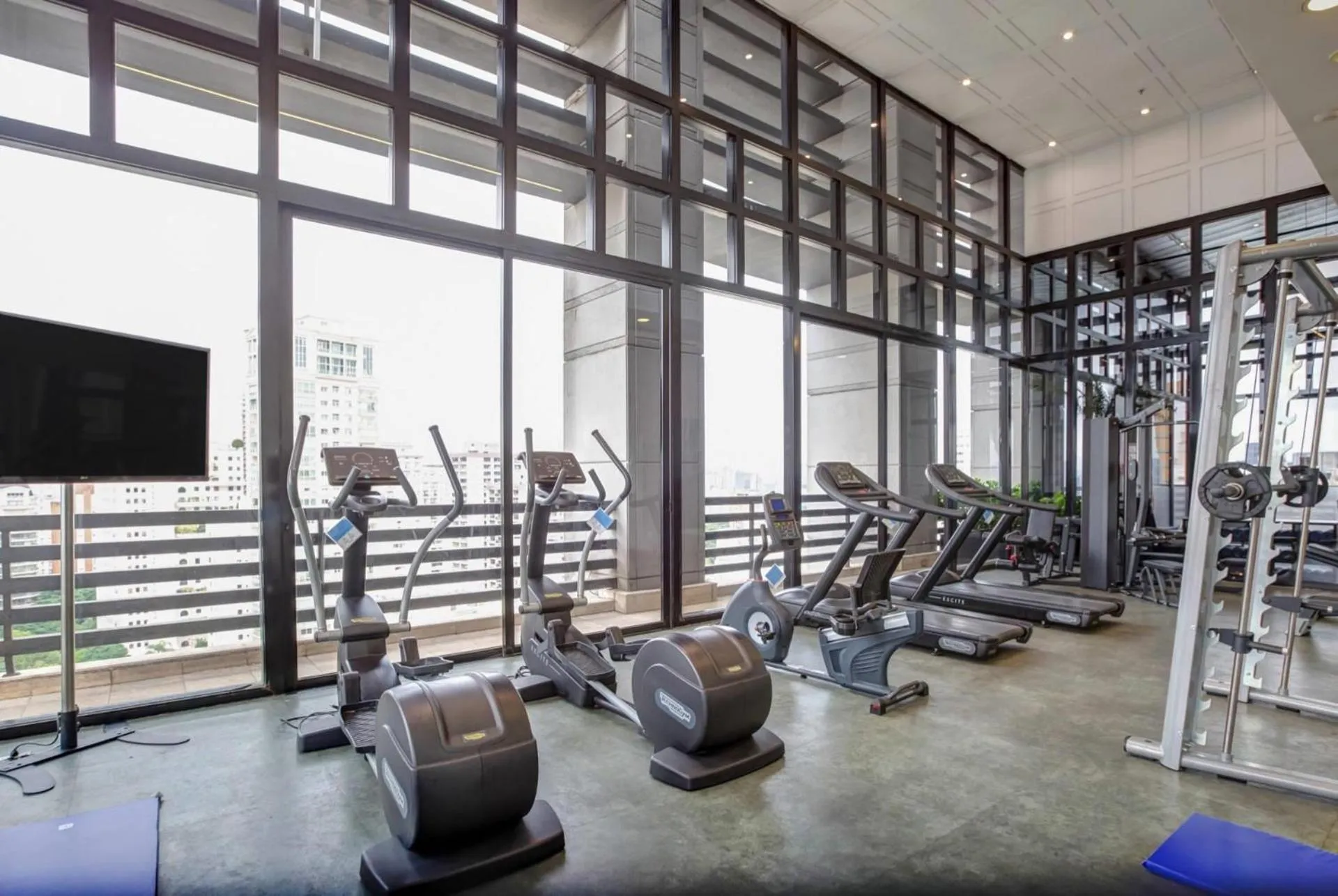 Fitness centre/facilities in Radisson Blu São Paulo