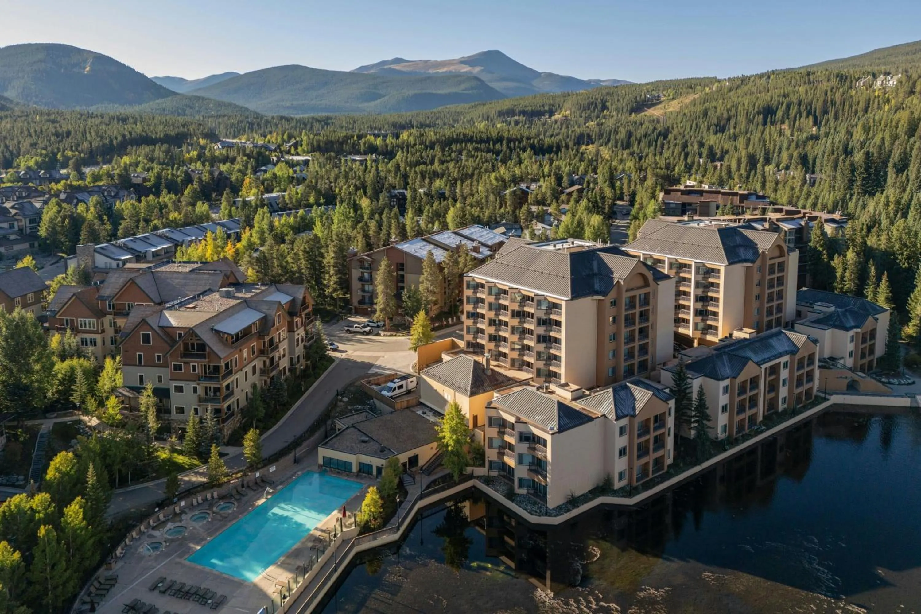 Property building in Marriott's Mountain Valley Lodge at Breckenridge