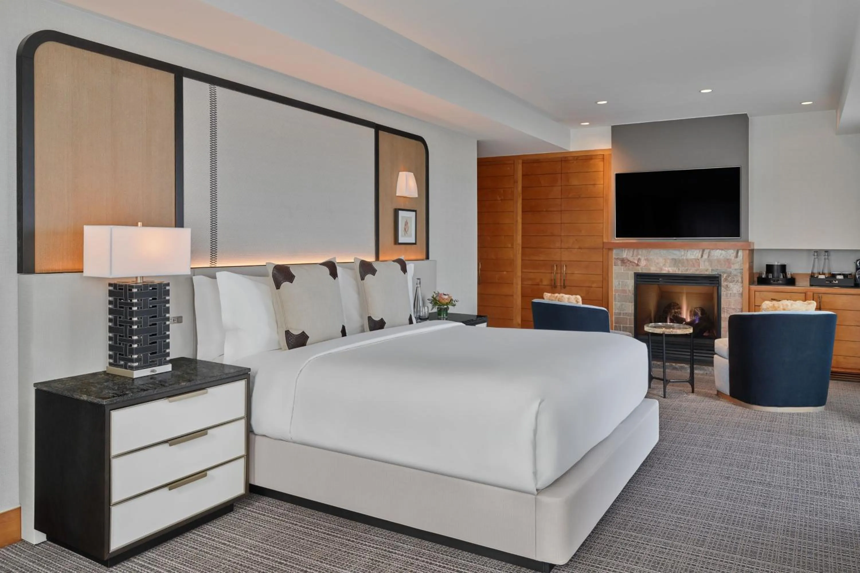 Bedroom, Bed in The Ritz-Carlton, Lake Tahoe