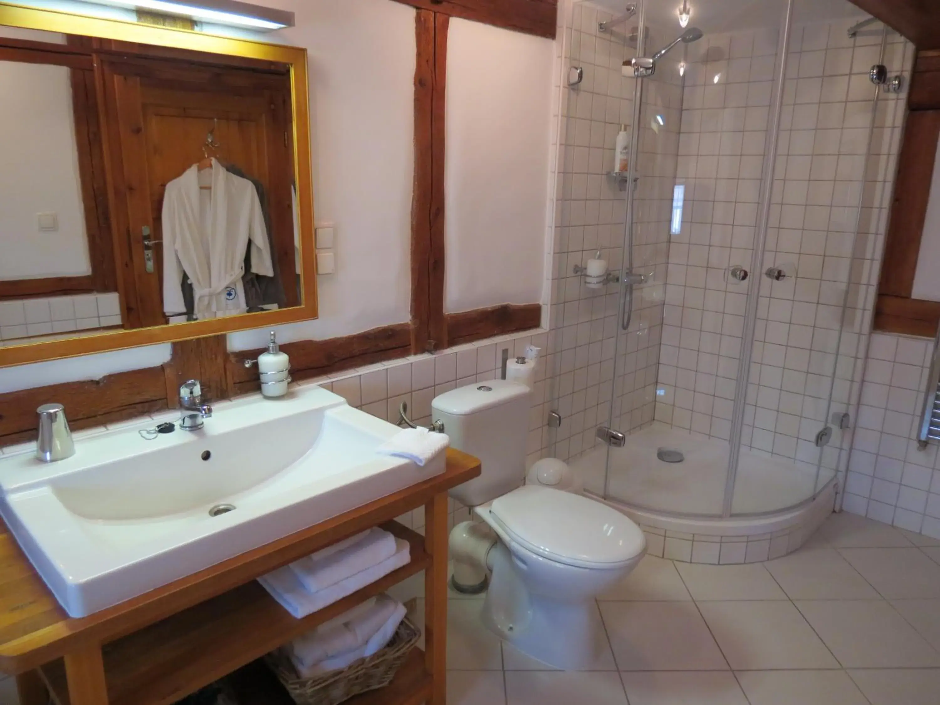 Double Room with Private Bathroom in The Blue Beetroot Double Room with Private Bathroom in The Blue Beetroot