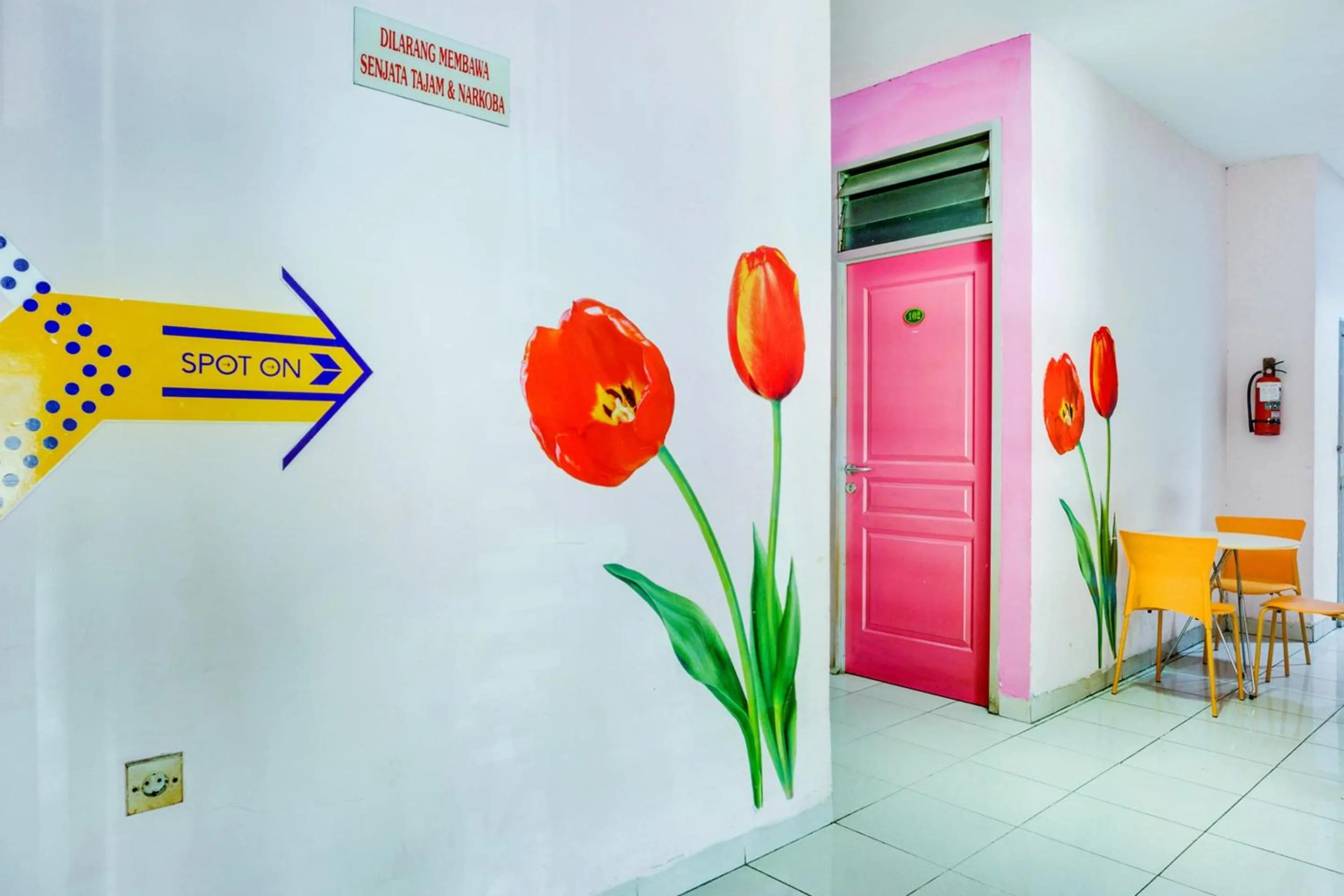 Lobby or reception in Hotel O Wisma Jampea